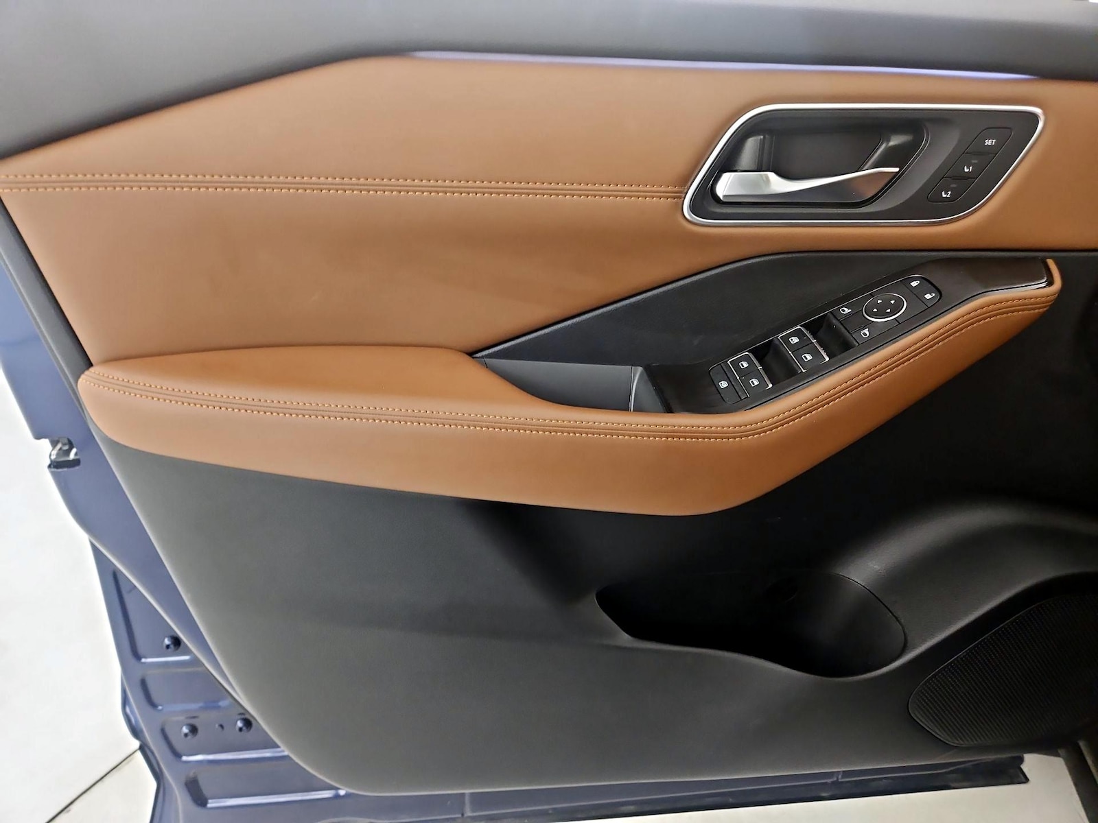 2026 Nissan Rogue Platinum - Photo 13