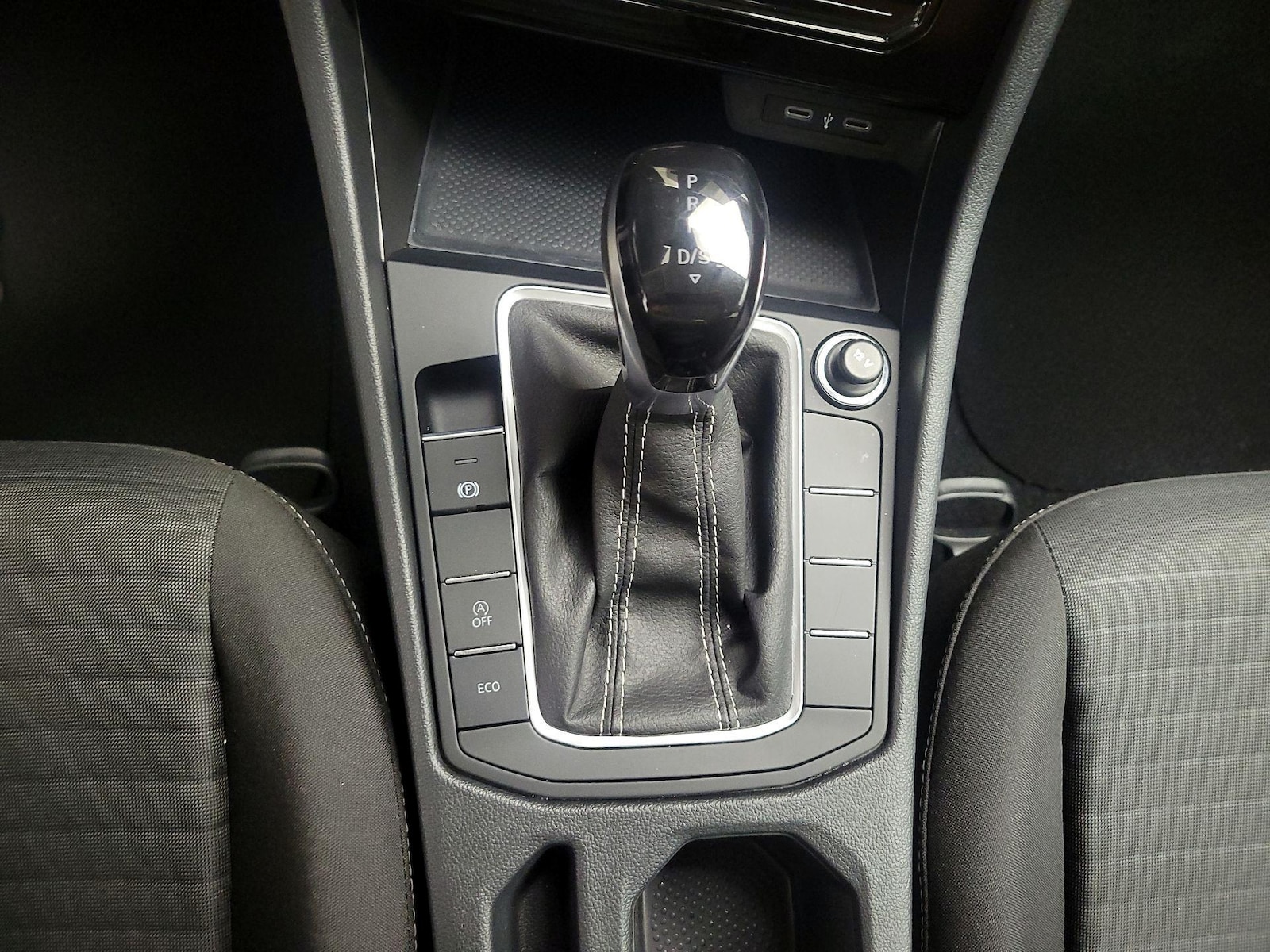 2025 Volkswagen Jetta S - Photo 17