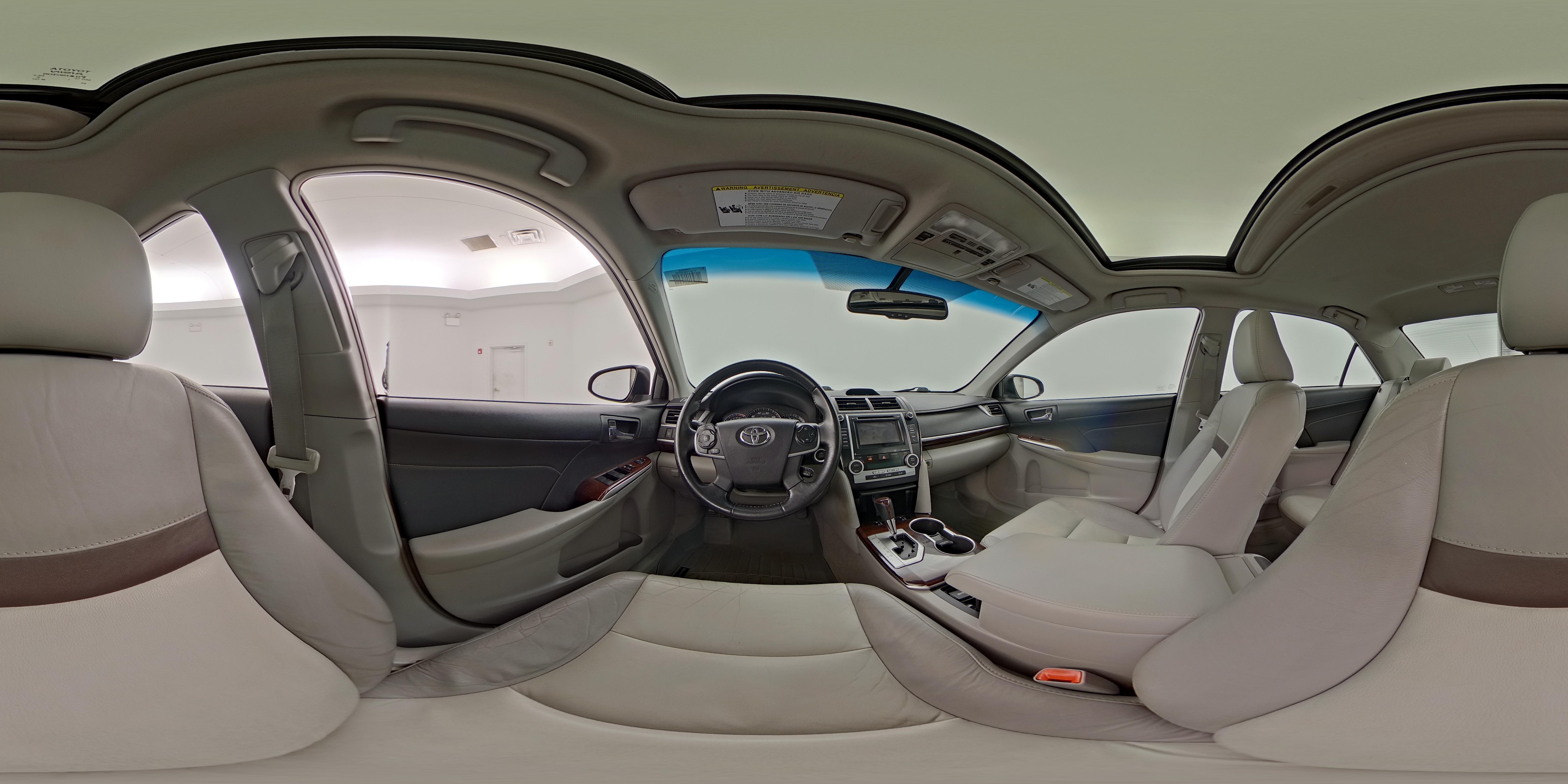 2014 Toyota Camry XLE - Photo 27