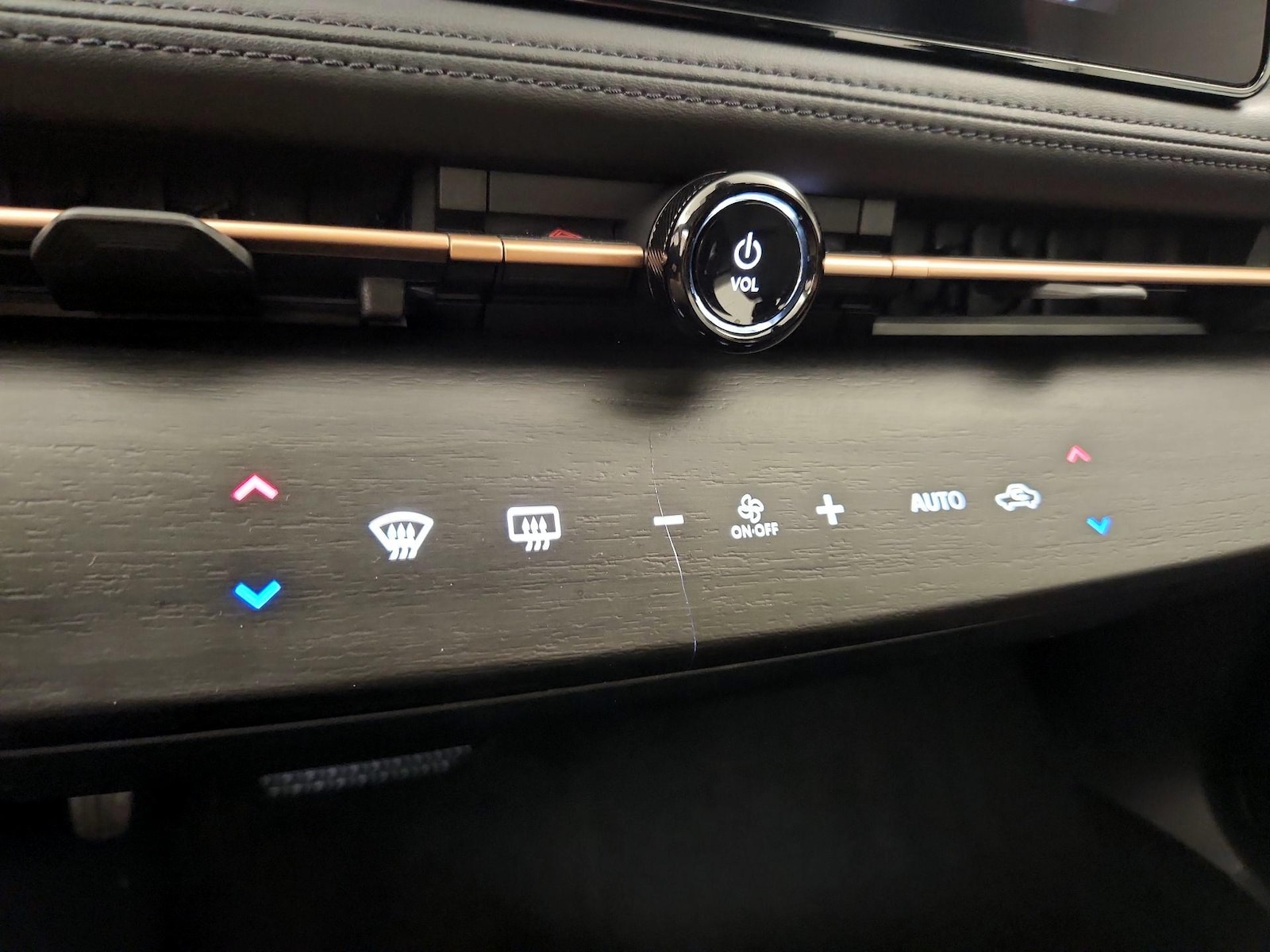 2024 Nissan ARIYA Evolve+ - Photo 18
