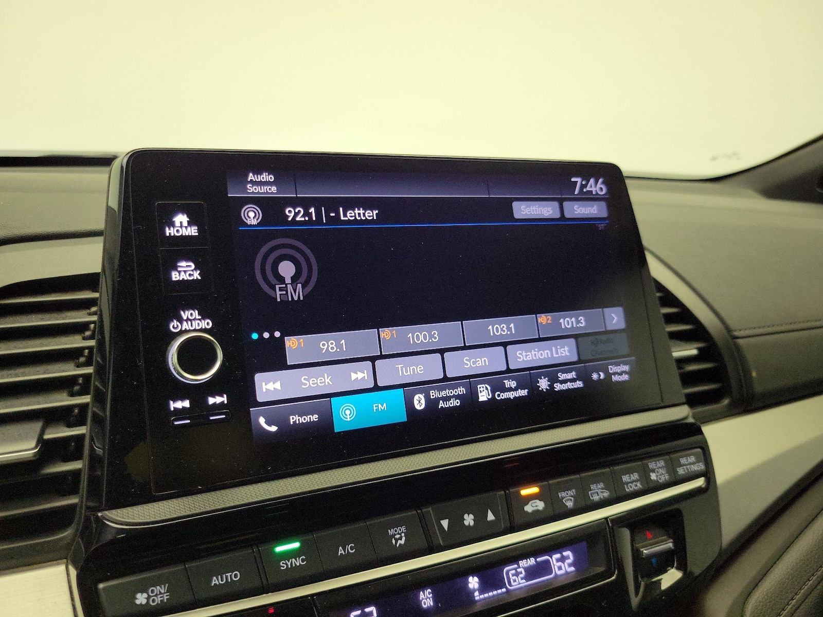2025 Honda Odyssey Sport L - Photo 16