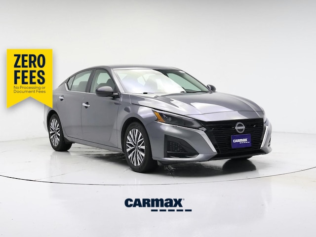 Gray 2025 Nissan Altima Sedan Front-Wheel Drive Automatic