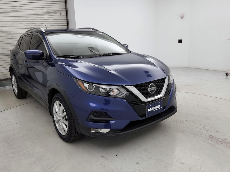 2022 Nissan Rogue Sport SV