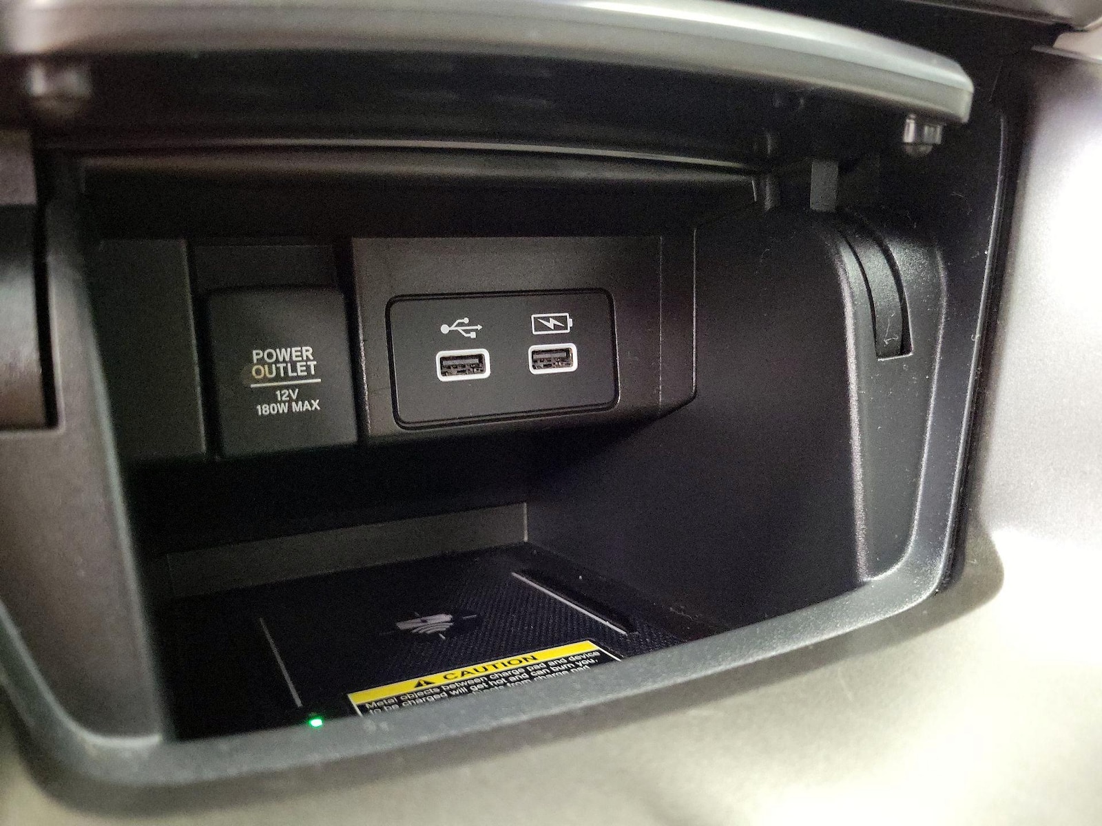 2022 Honda Accord Hybrid Touring - Photo 20