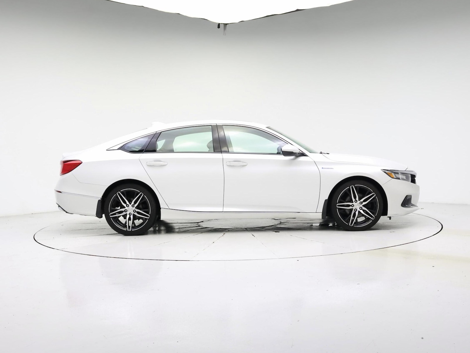 2022 Honda Accord Hybrid Touring - Photo 8