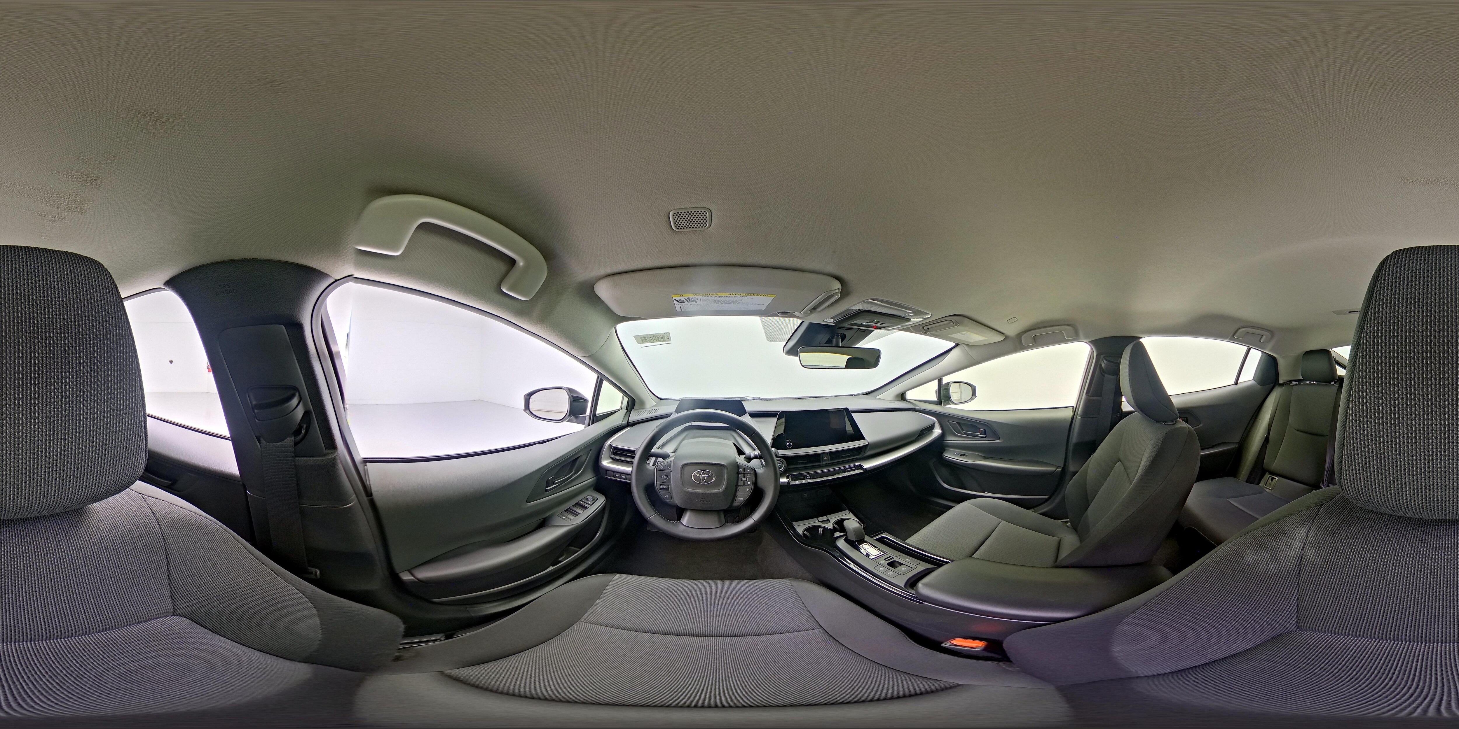 2025 Toyota Prius LE - Photo 26
