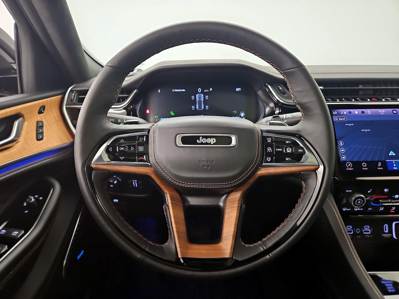 2023 Jeep Grand Cherokee Summit Reserve - Photo 11