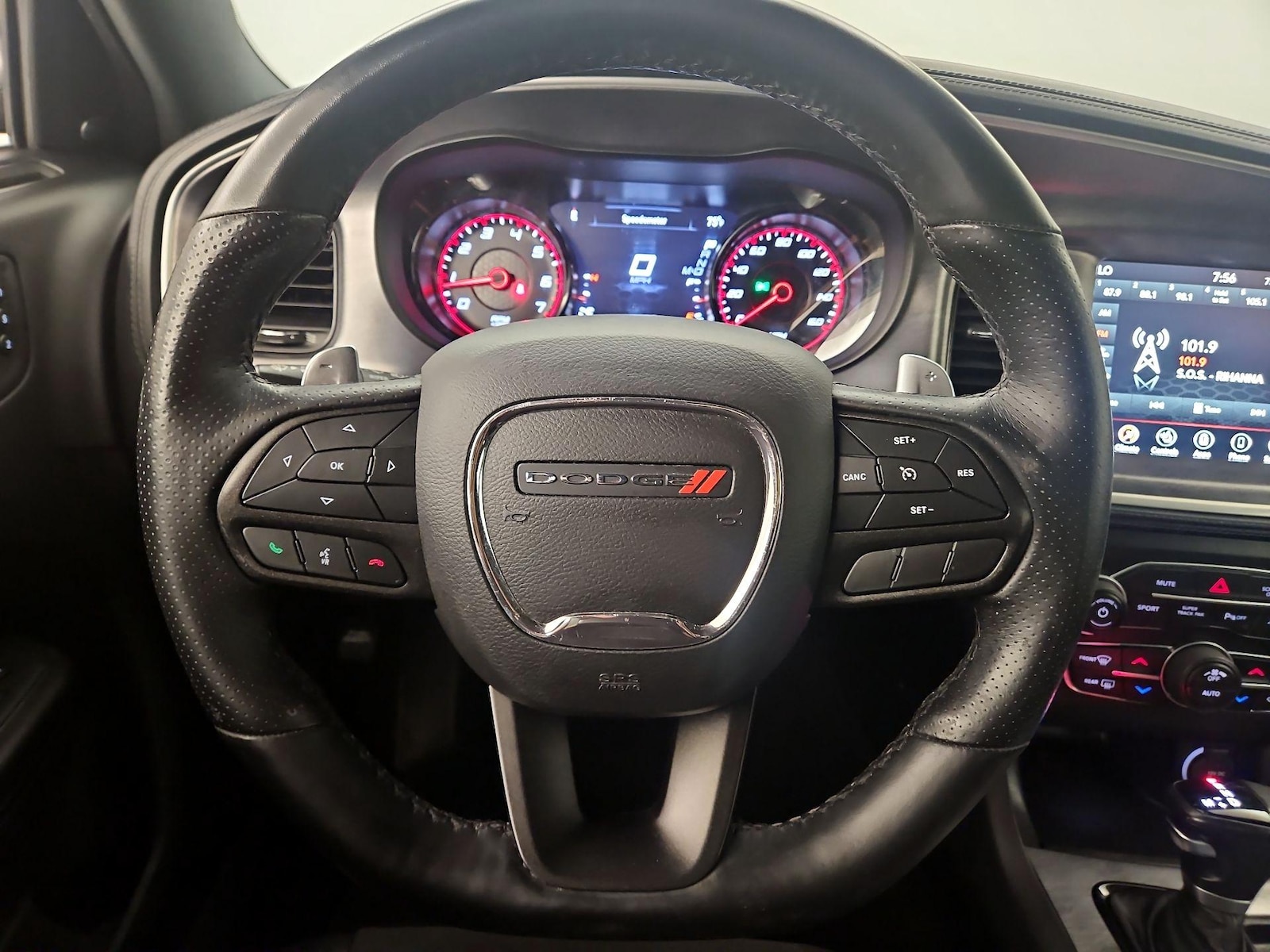 2022 Dodge Charger R/T - Photo 11