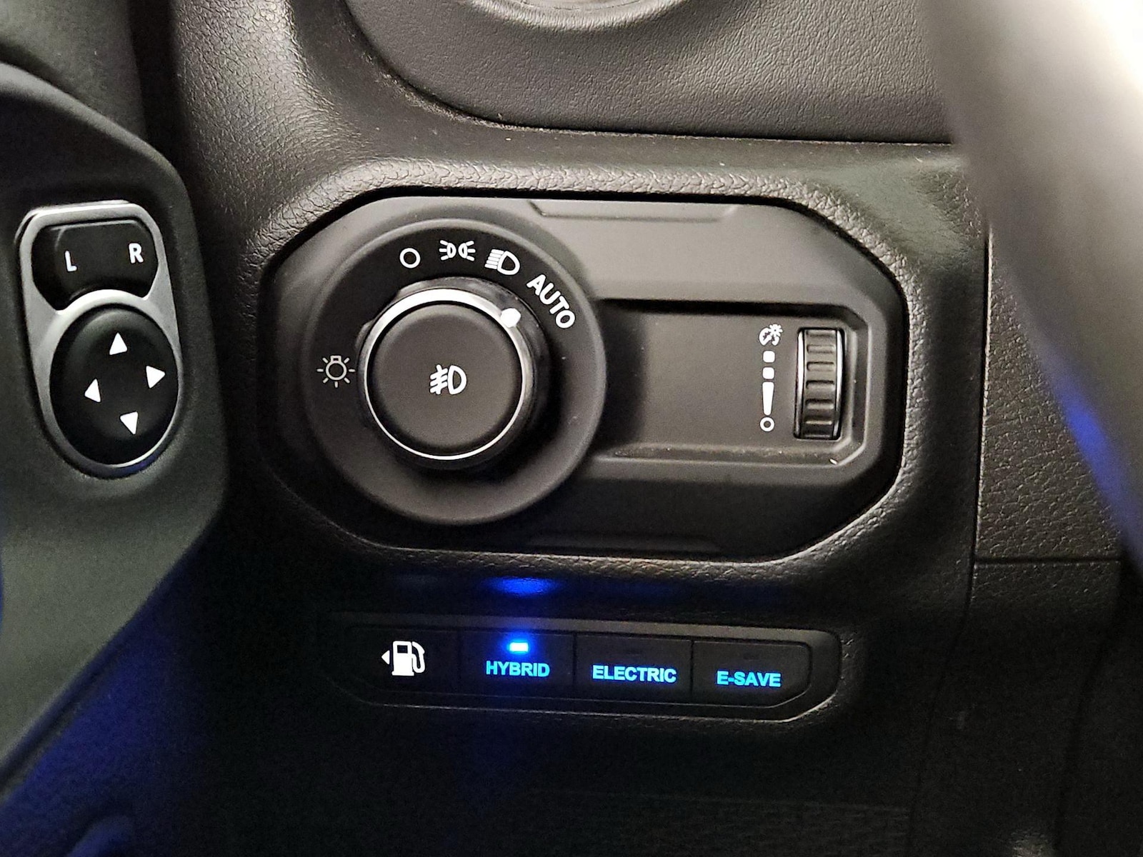 2023 Jeep Wrangler 4xe Sahara 4XE - Photo 14