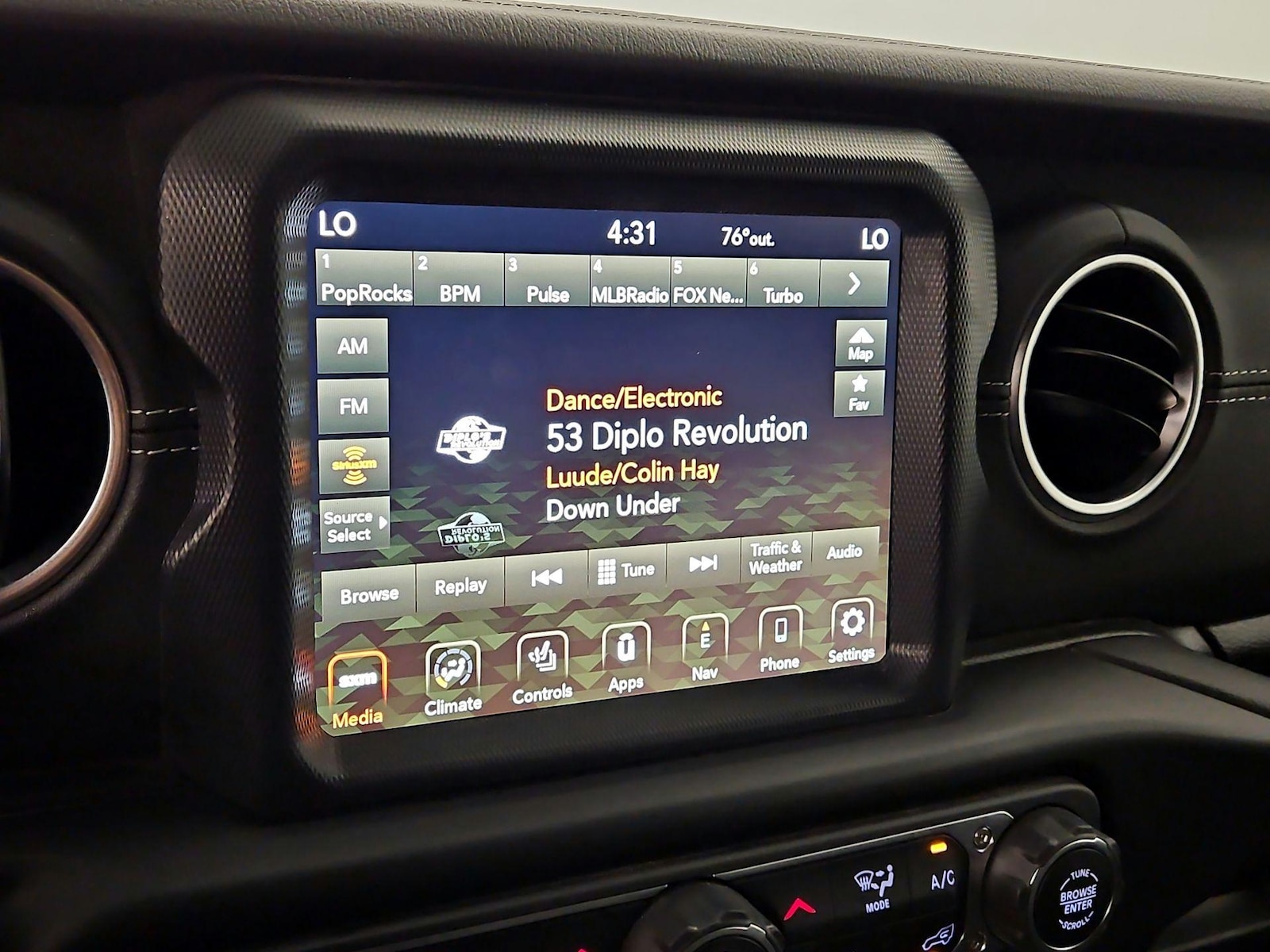 2023 Jeep Wrangler 4xe Sahara 4XE - Photo 17