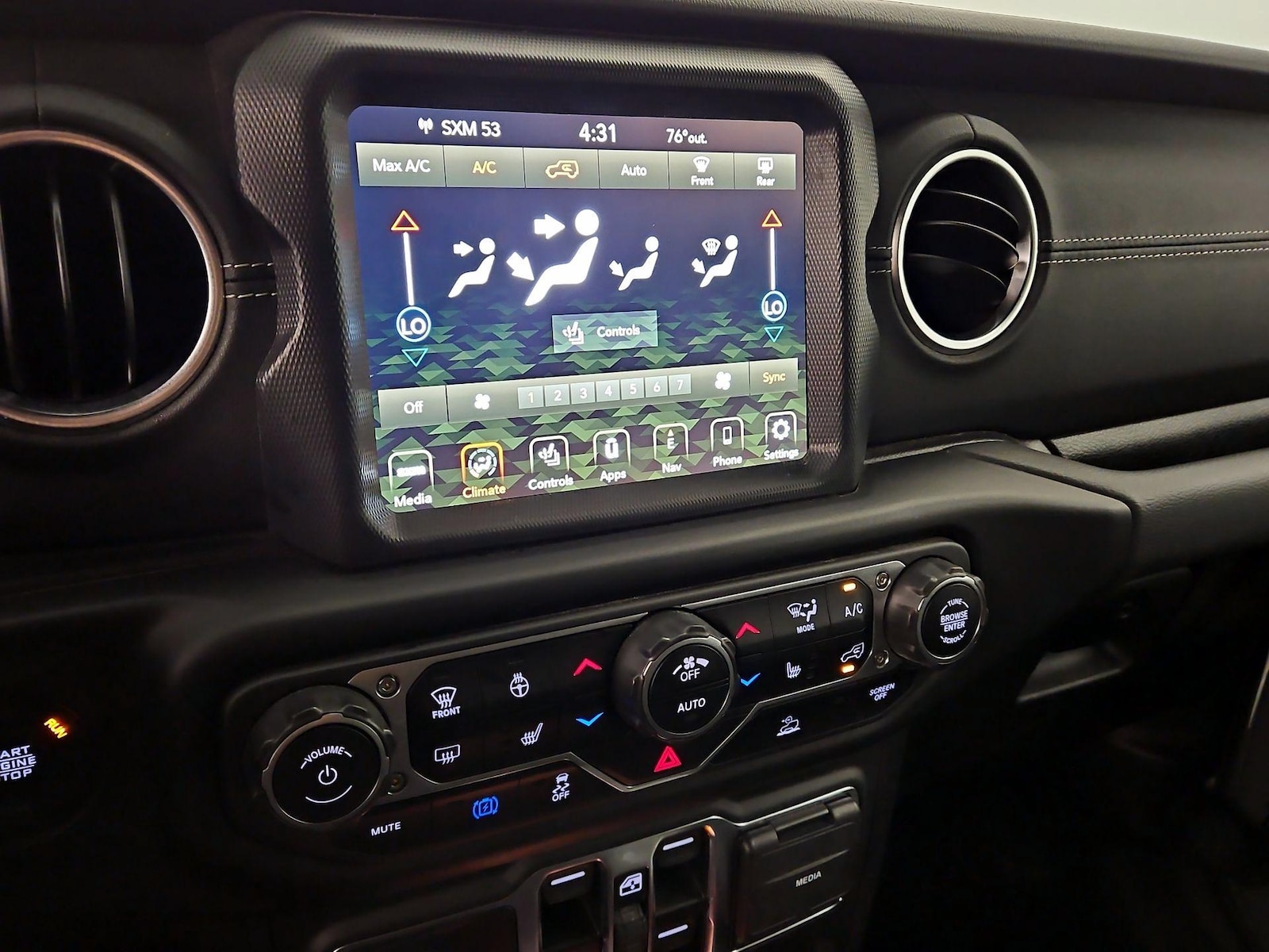 2023 Jeep Wrangler 4xe Sahara 4XE - Photo 18