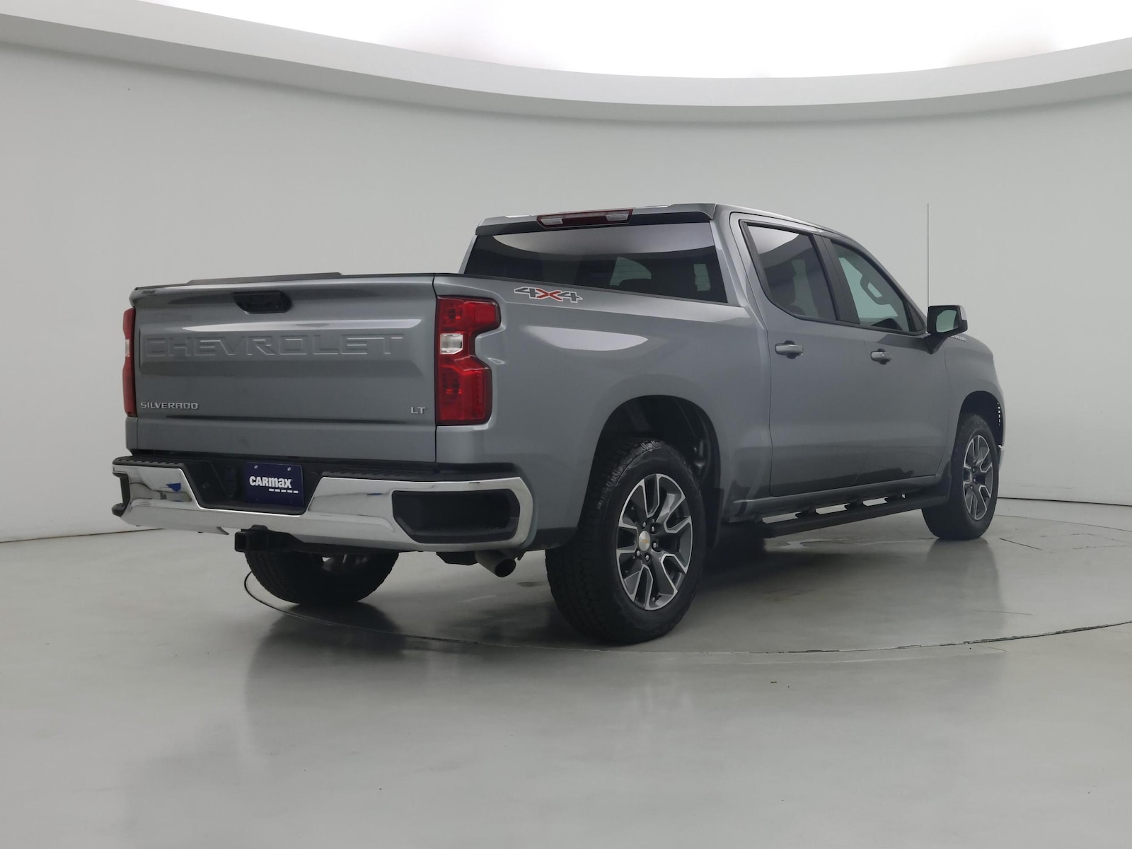 2024 Chevrolet Silverado 1500 LT - Photo 9