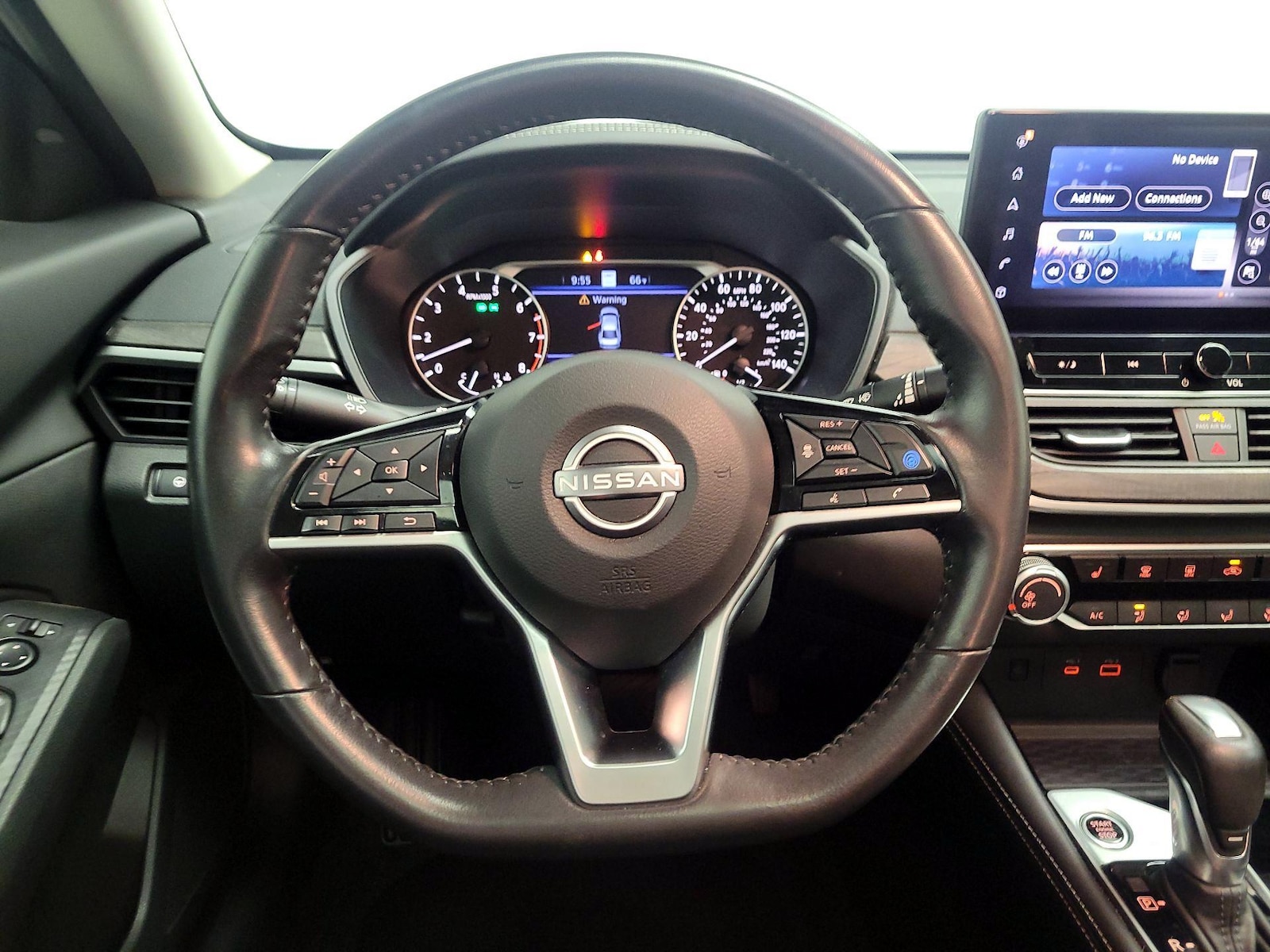 2024 Nissan Altima SV - Photo 11