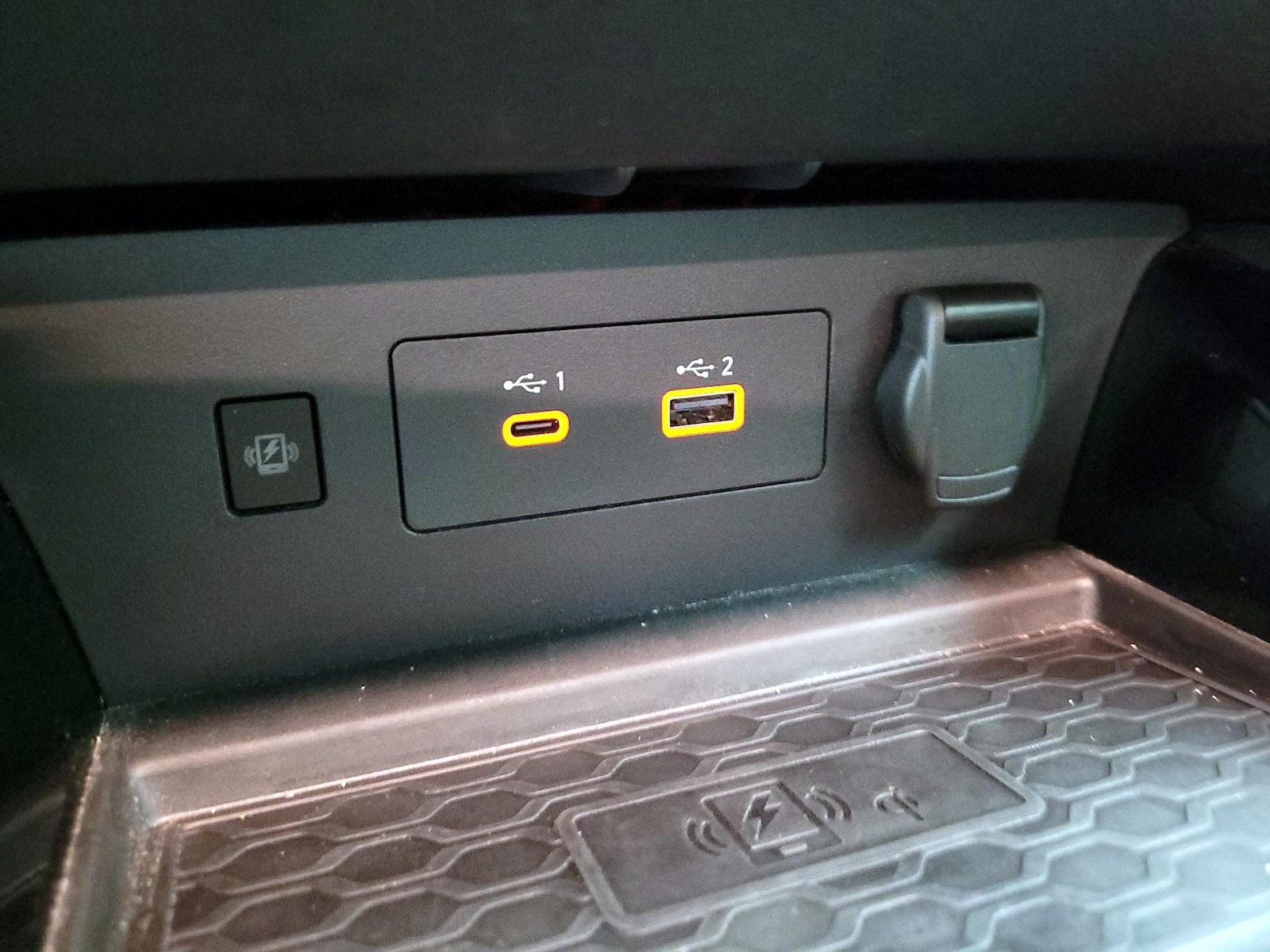 2024 Nissan Altima SV - Photo 20