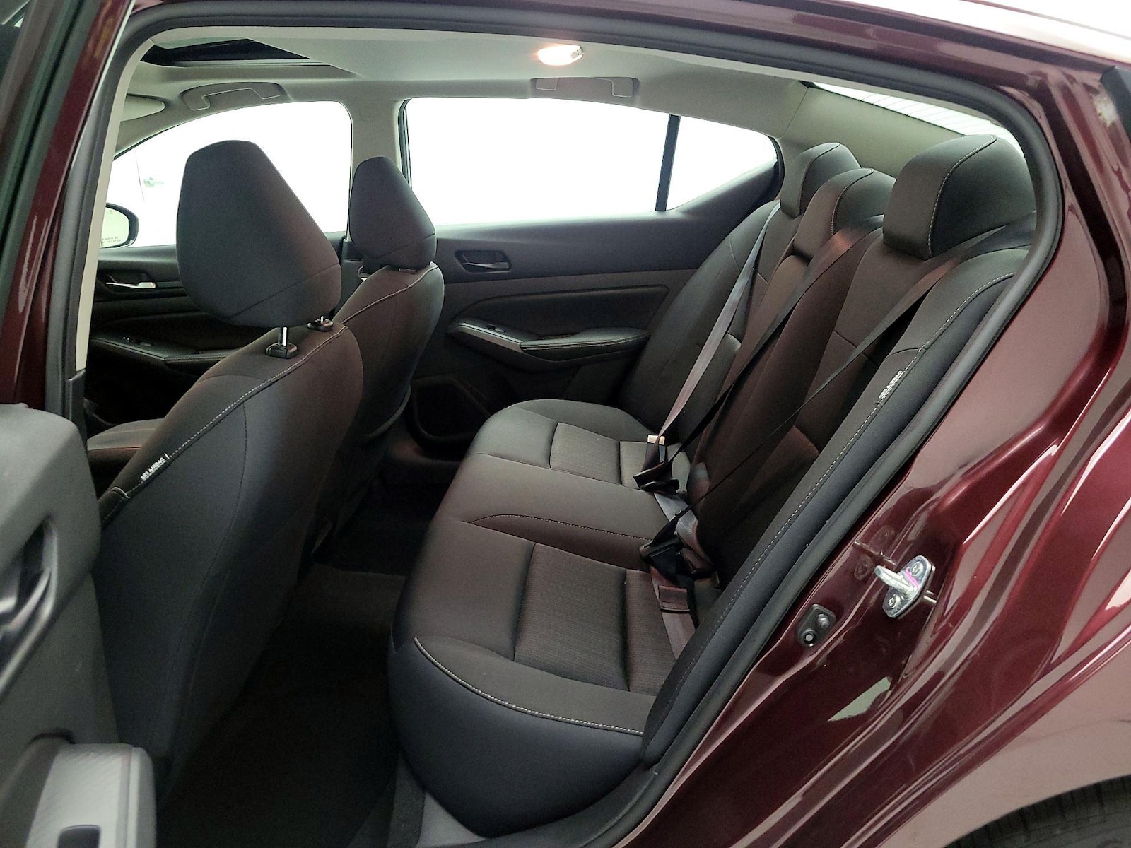 2024 Nissan Altima SV - Photo 22