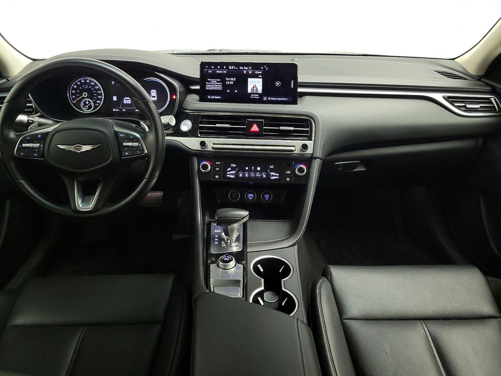2025 GENESIS G70 Standard - Photo 10