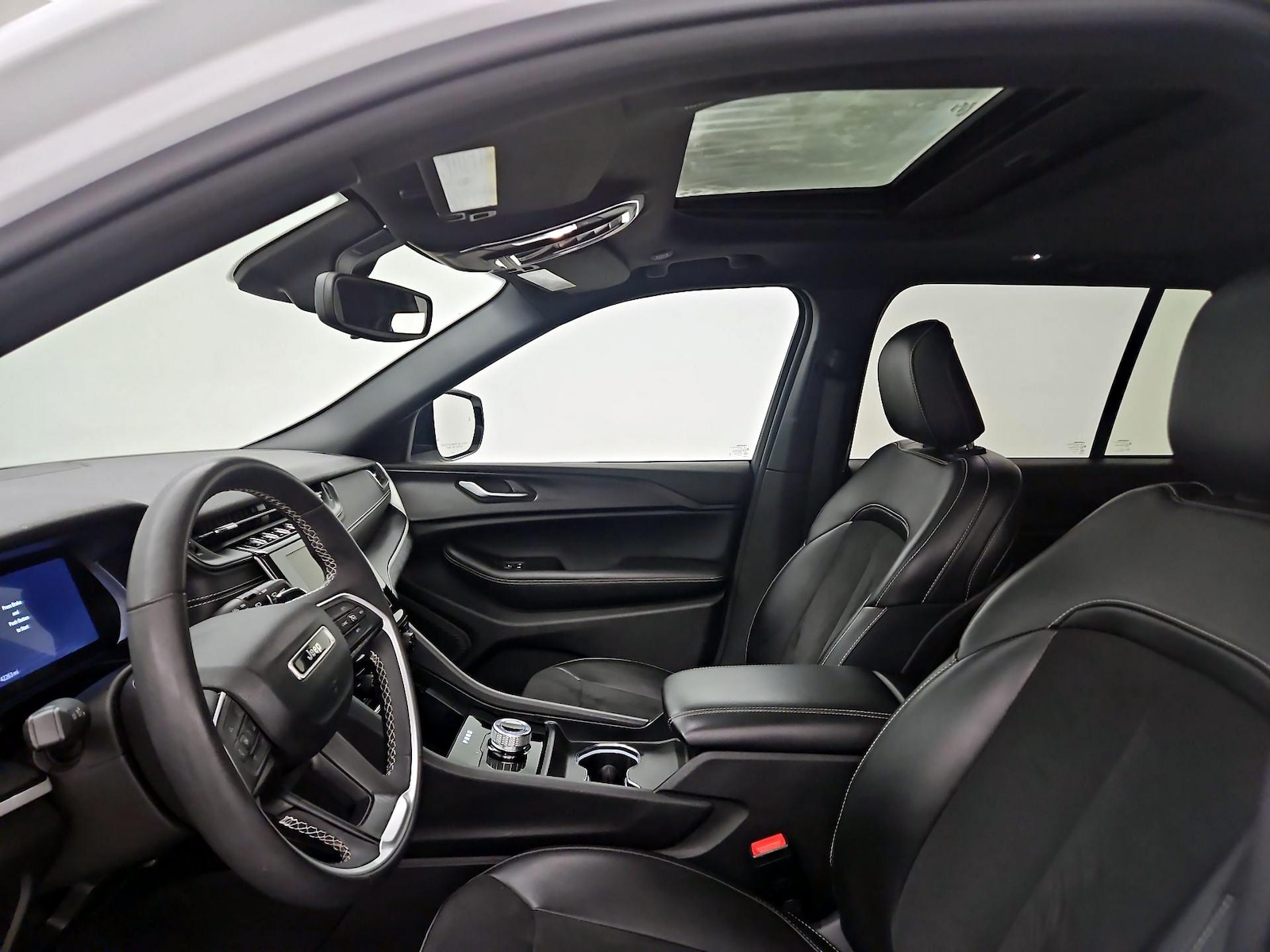 Sunroof(s) & Overhead Airbags