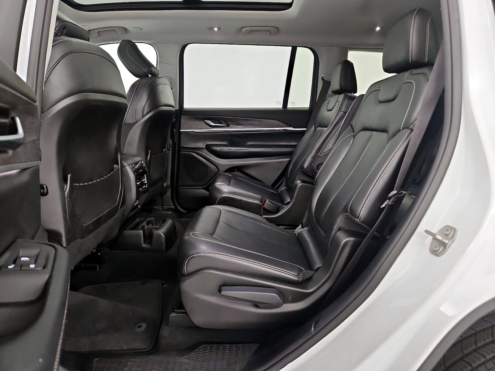 Rear Air Conditioning