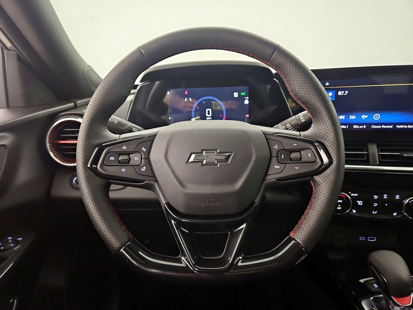 2026 Chevrolet Trax RS - Photo 11