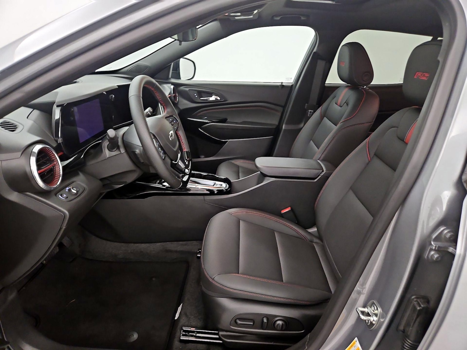 2026 Chevrolet Trax RS - Photo 12