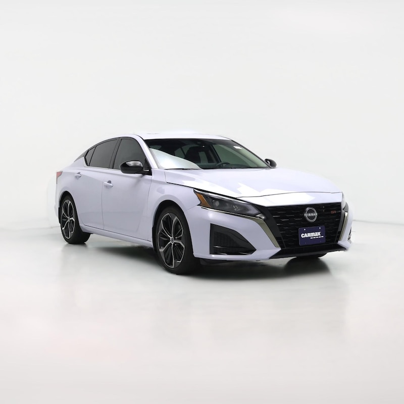 2023 Nissan Altima SR