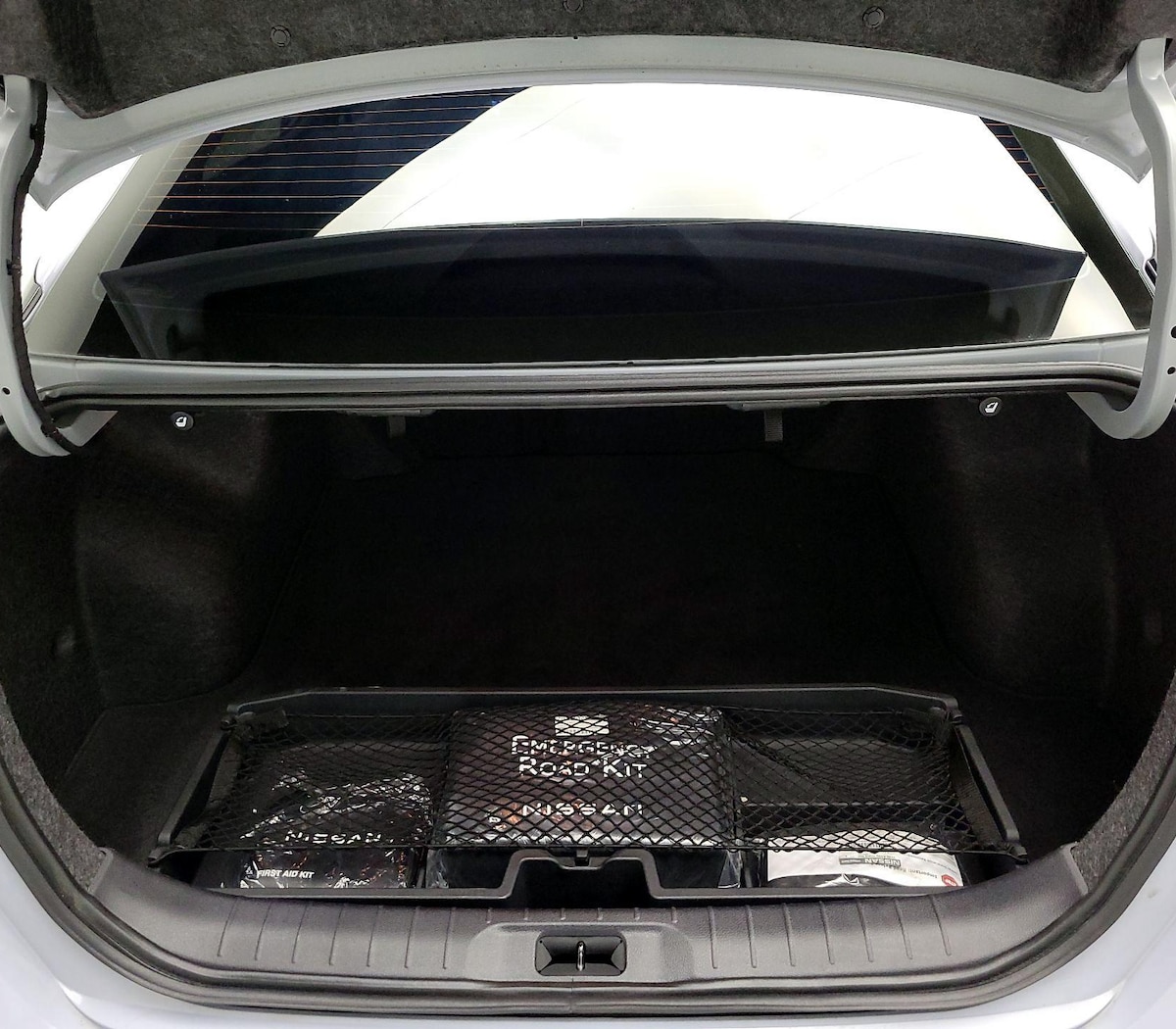 Trunk/Cargo (Seats Up)