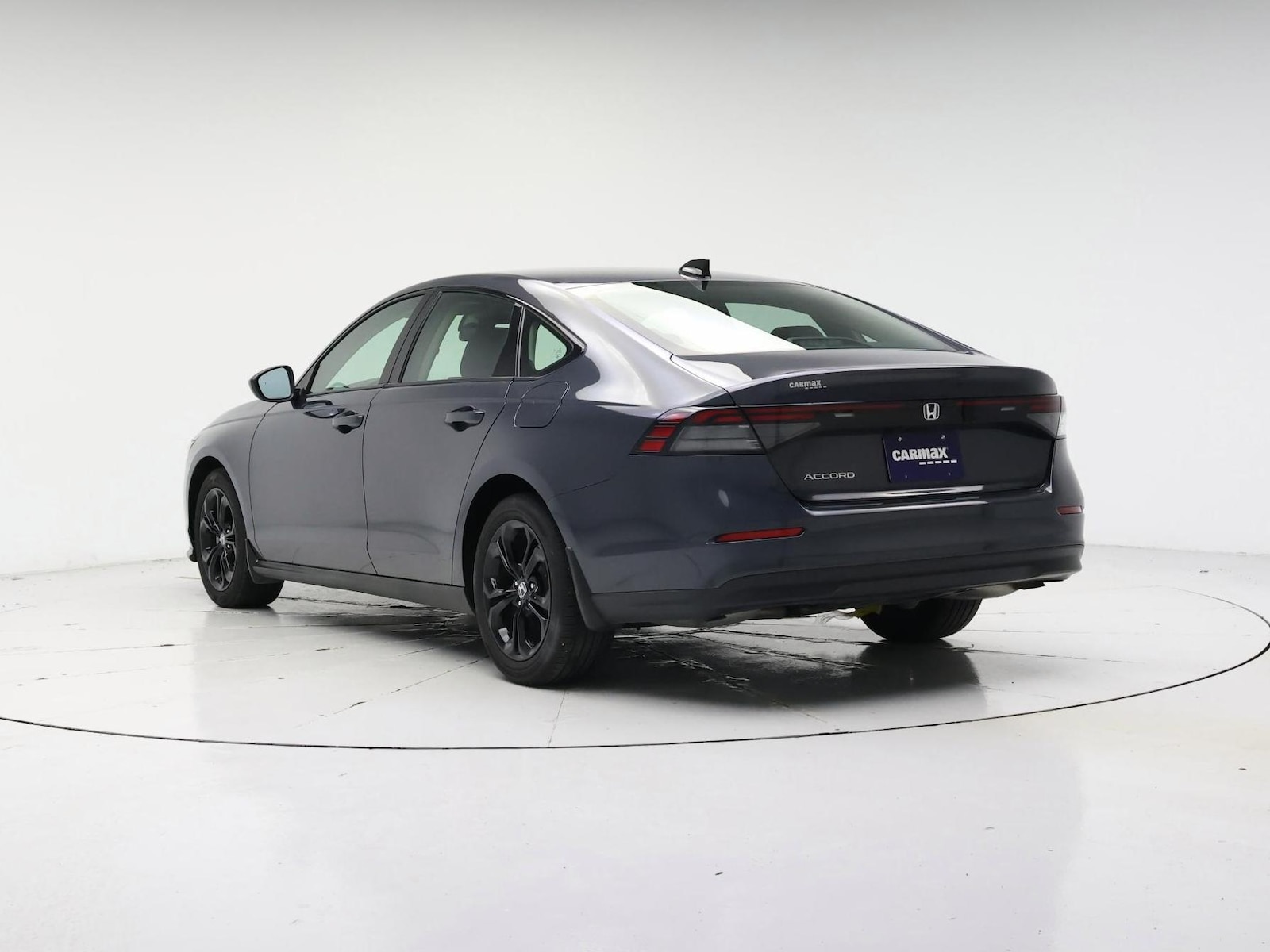 2025 Honda Accord SE - Photo 3