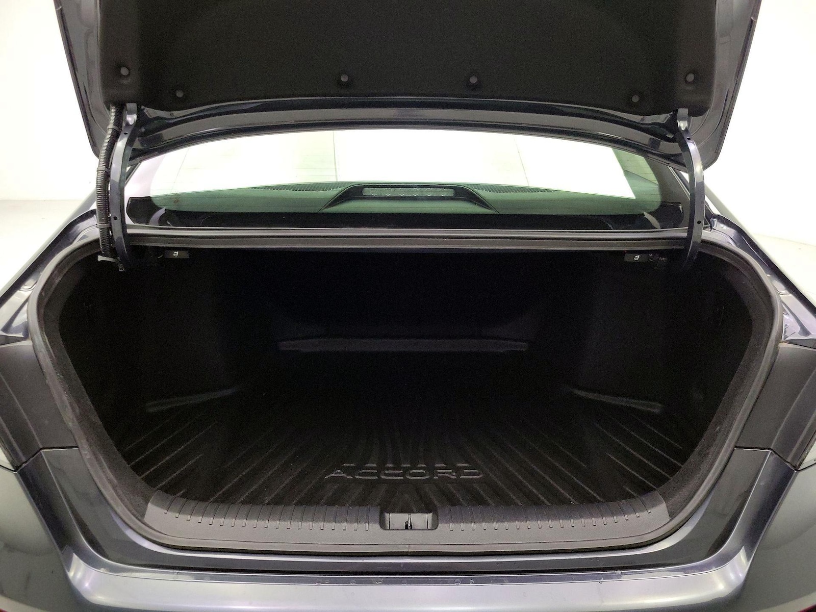 2025 Honda Accord SE - Photo 20