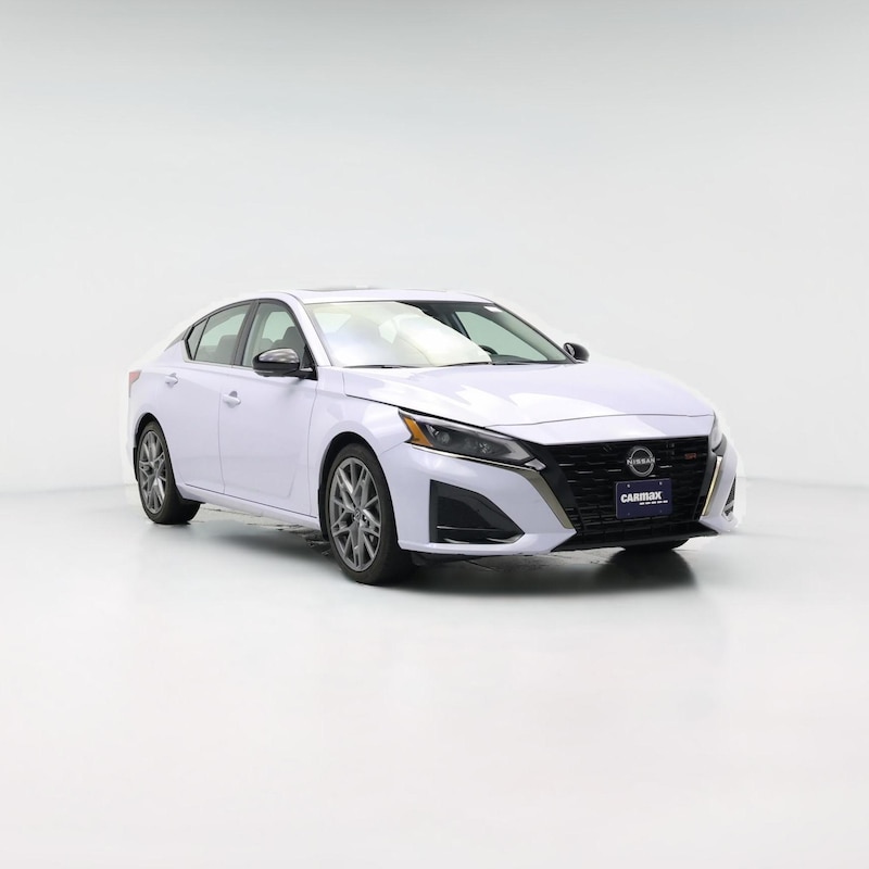 2023 Nissan Altima SR