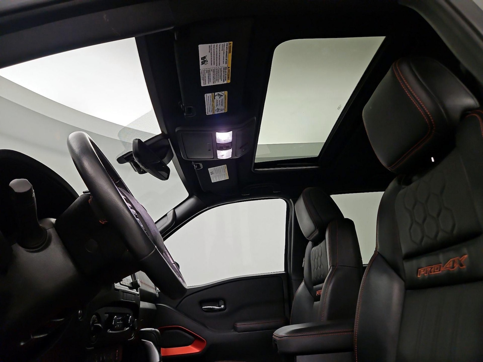 Sunroof(s) & Overhead Airbags