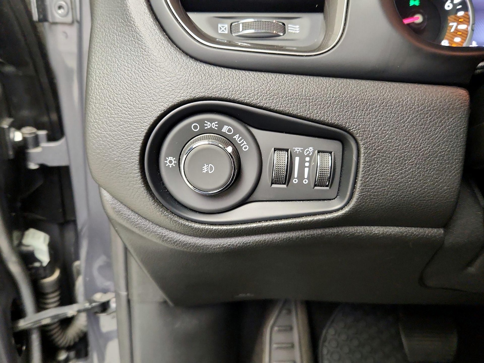 2023 Jeep Renegade Limited - Photo 14