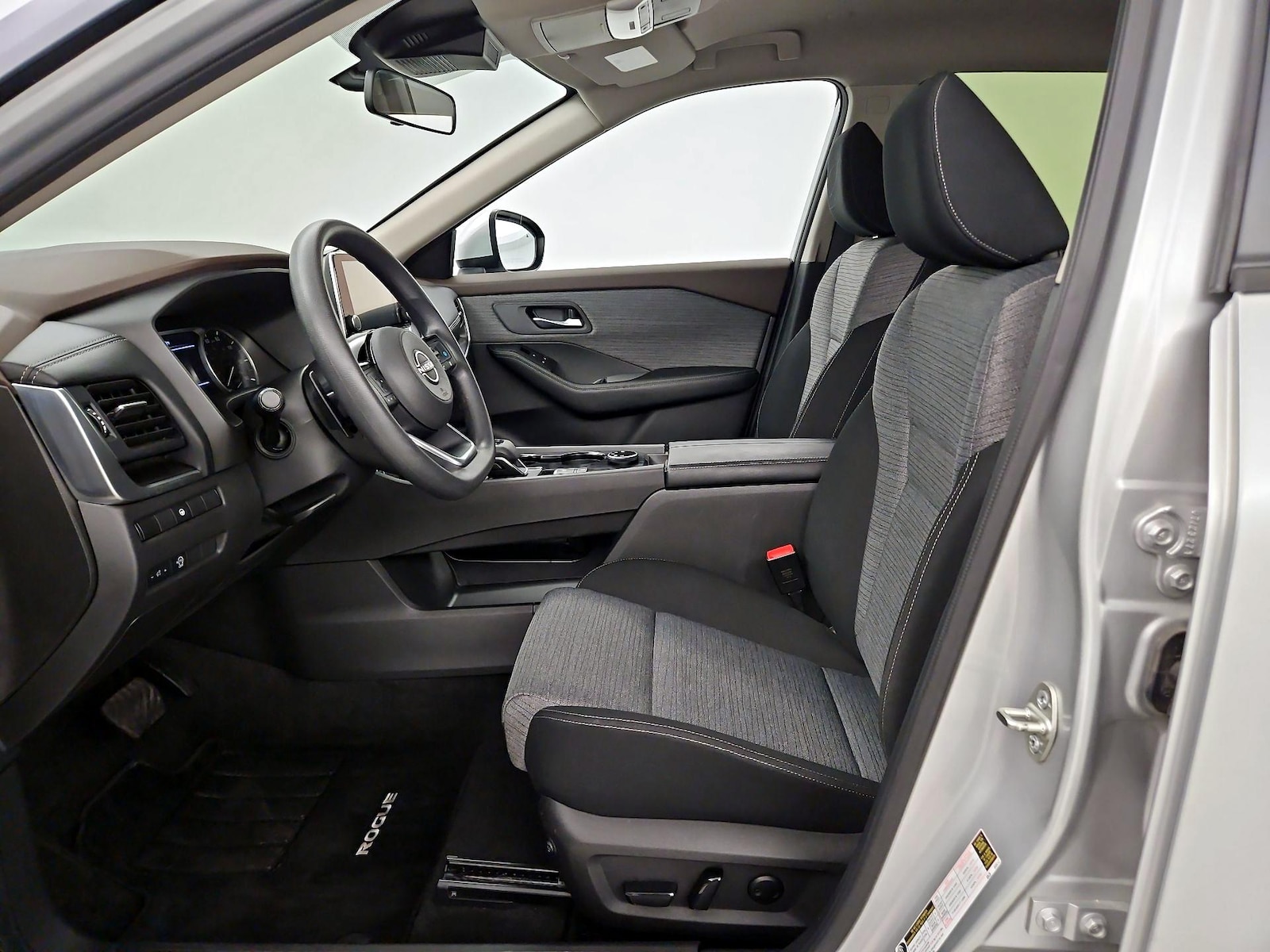 Power Seat(s) & Side Airbags