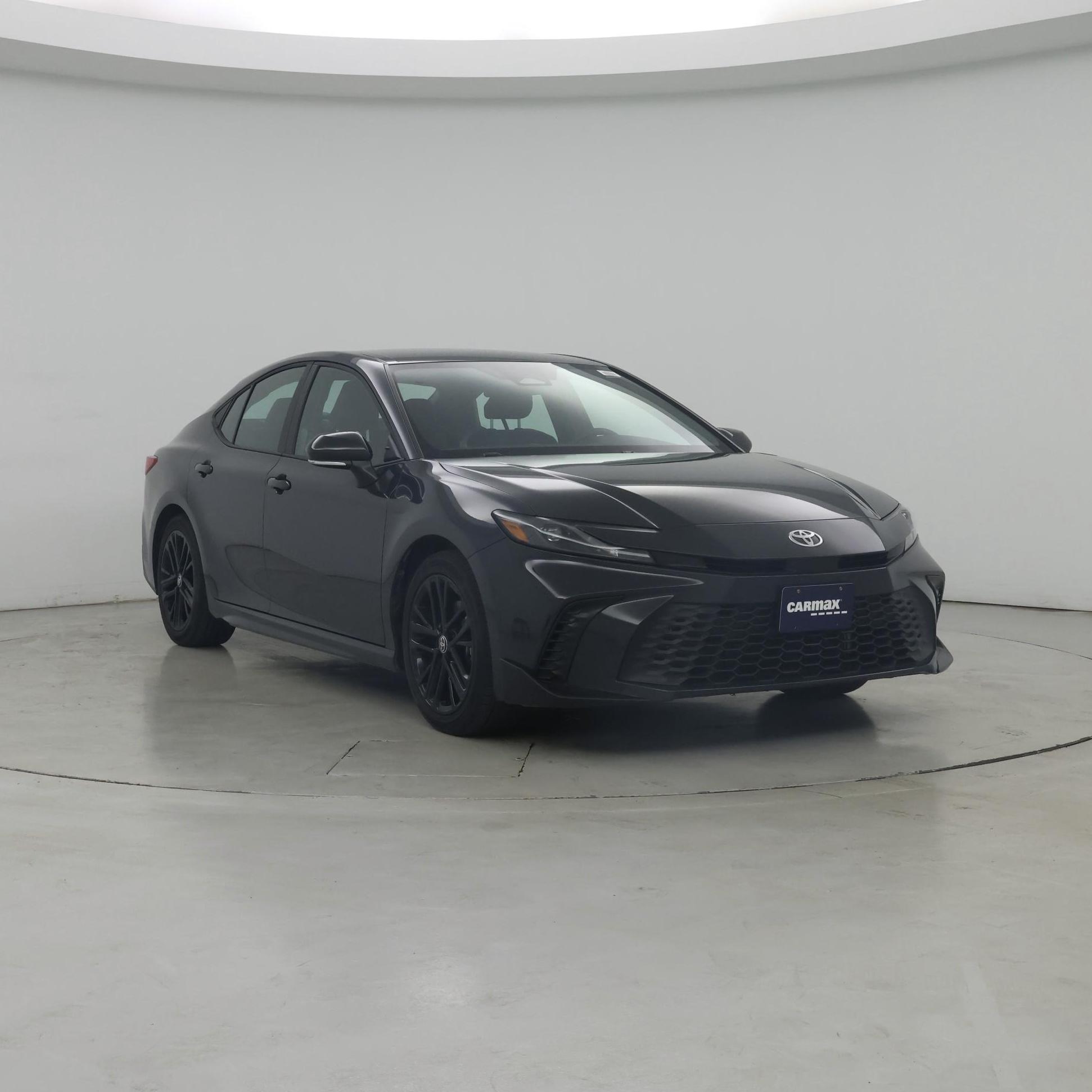 Gray 2026 Toyota Camry Sedan Front-Wheel Drive Automatic