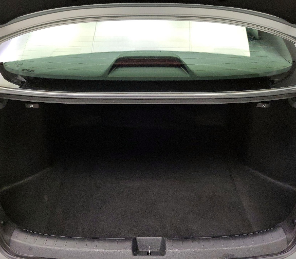 Trunk/Cargo (Seats Up)