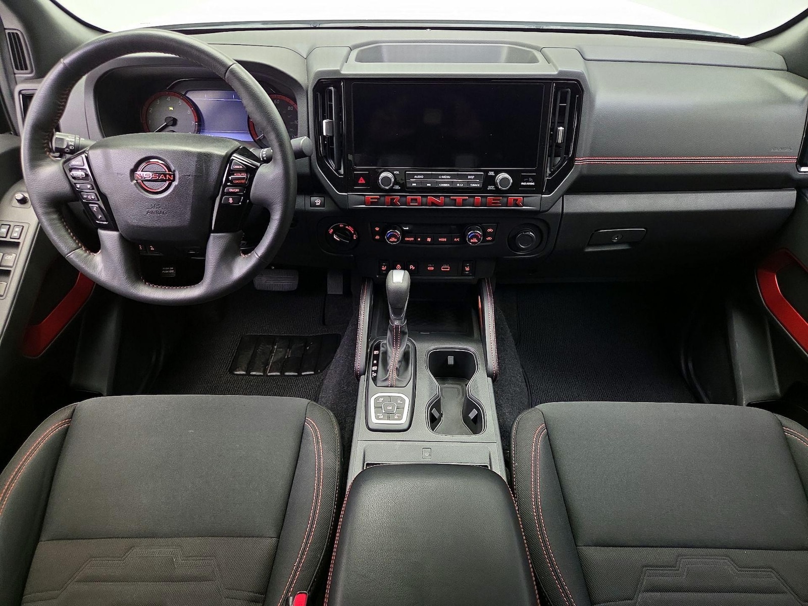 2026 Nissan Frontier PRO-4X - Photo 10