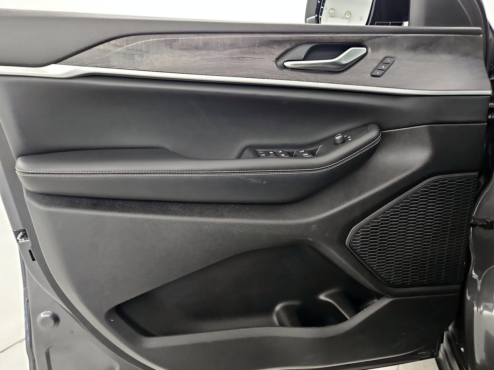 2023 Jeep Grand Cherokee L Limited - Photo 13