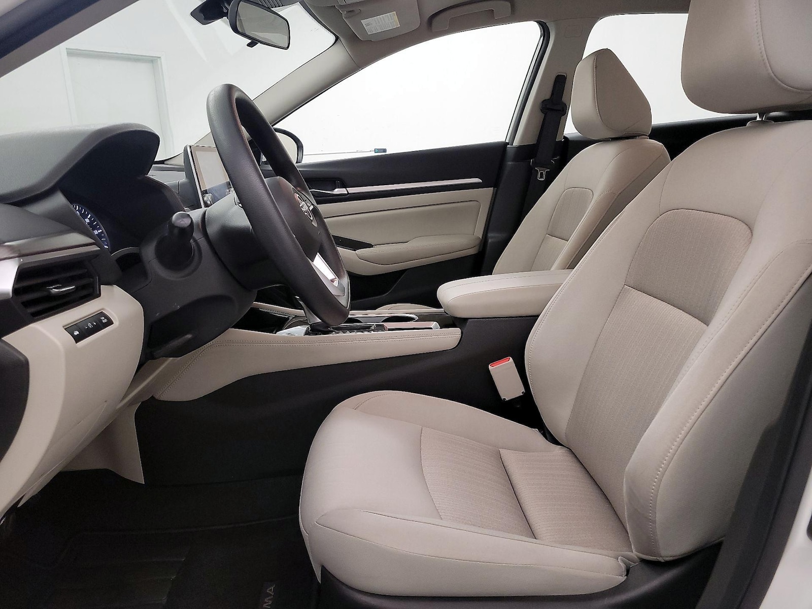 Power Seat(s) & Side Airbags