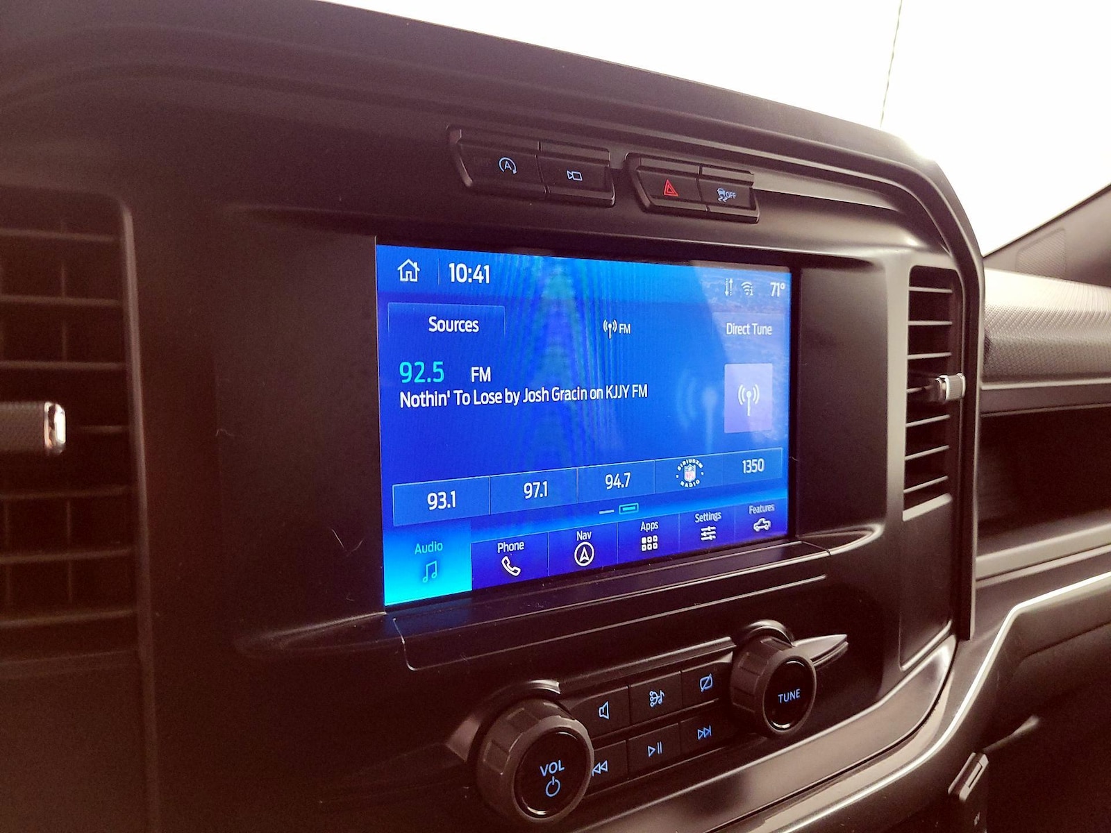 2023 Ford F-150 XL - Photo 17