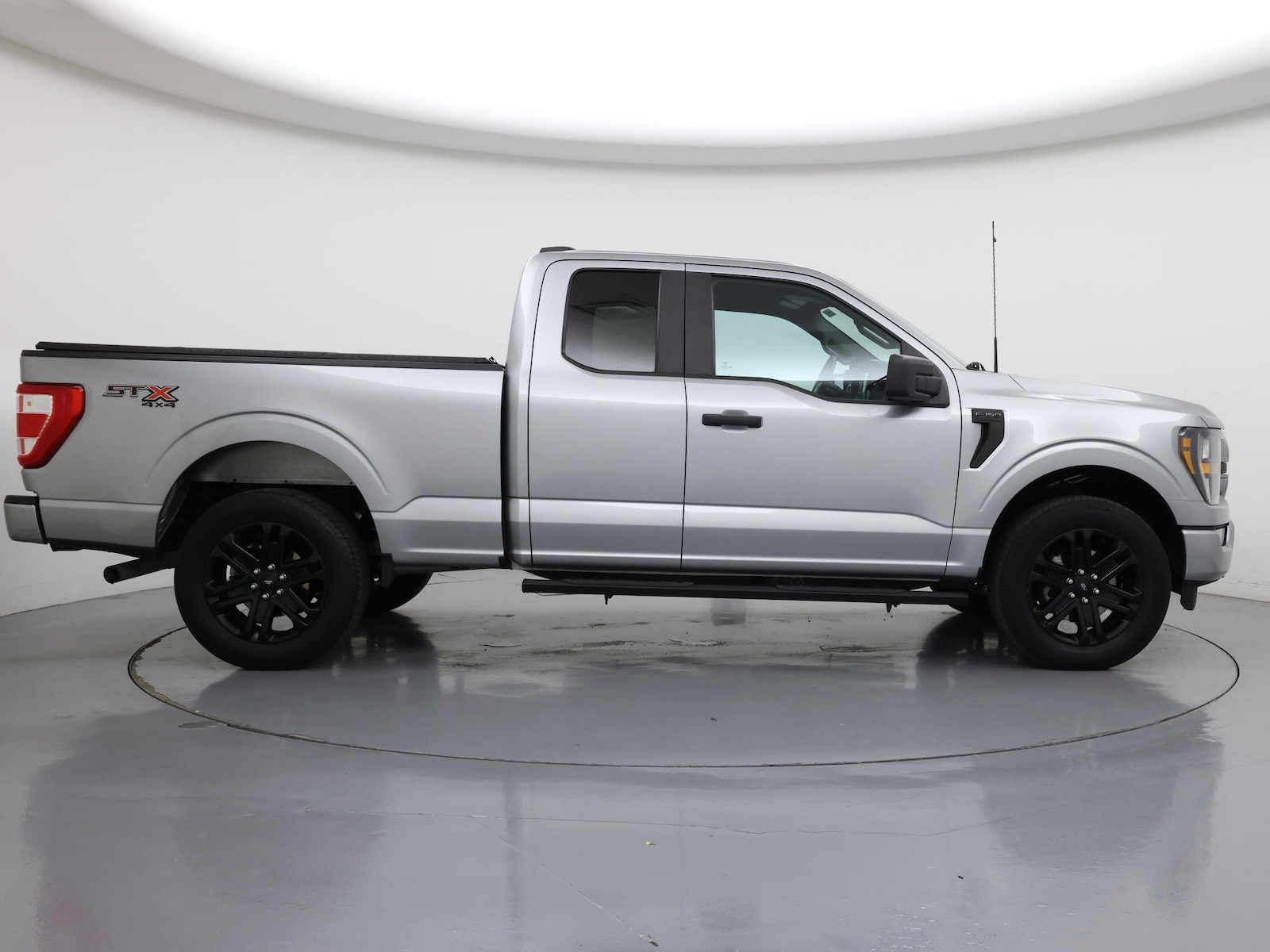2023 Ford F-150 XL - Photo 8
