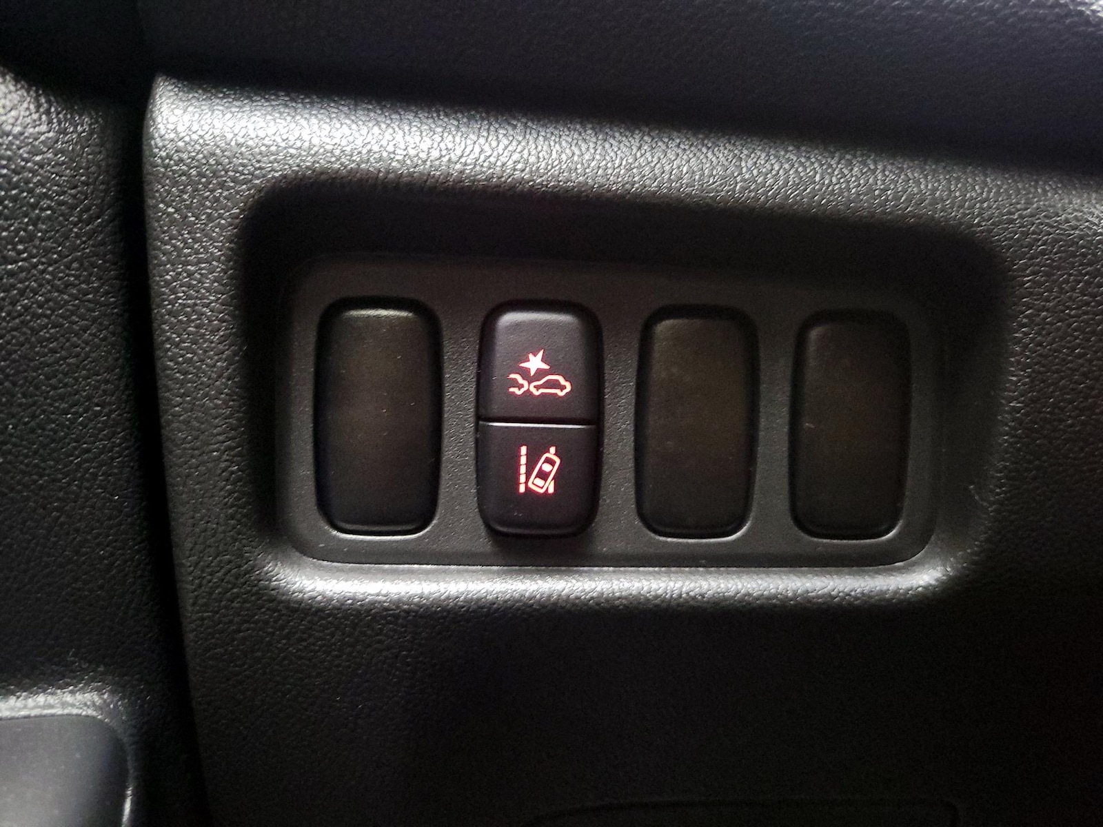 2025 Mitsubishi Outlander Sport LE - Photo 14