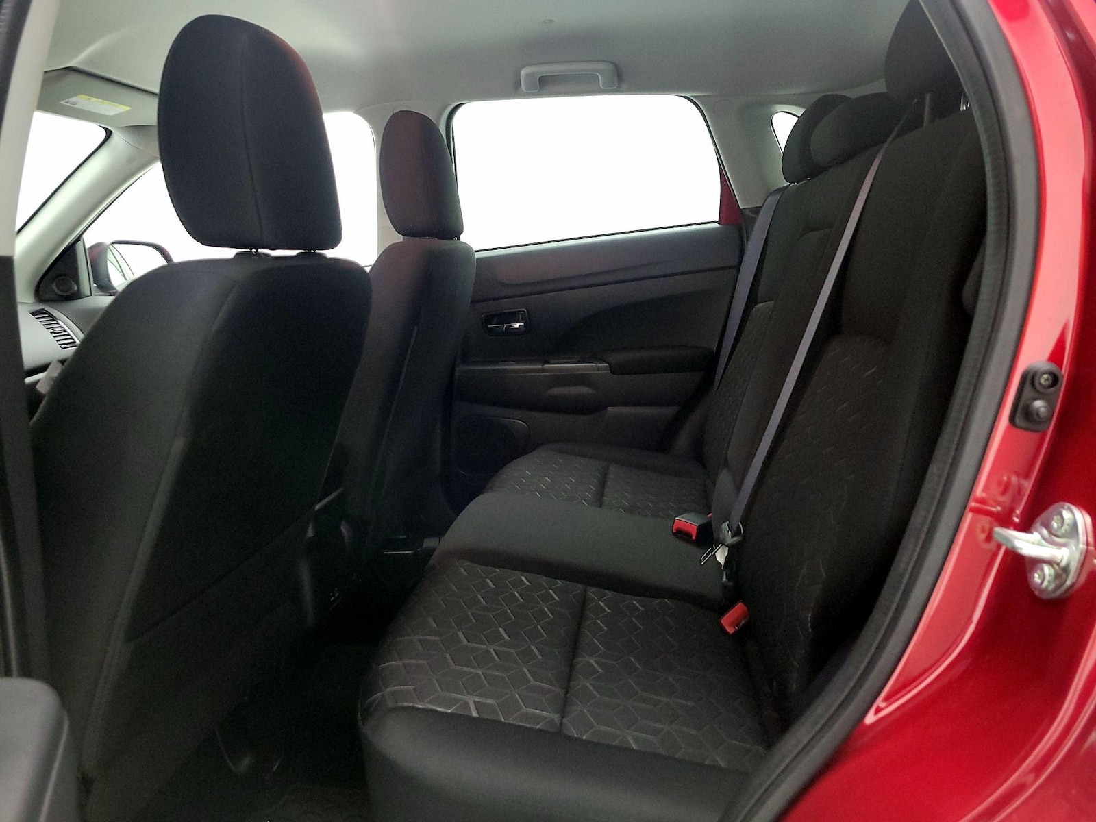 2025 Mitsubishi Outlander Sport LE - Photo 20