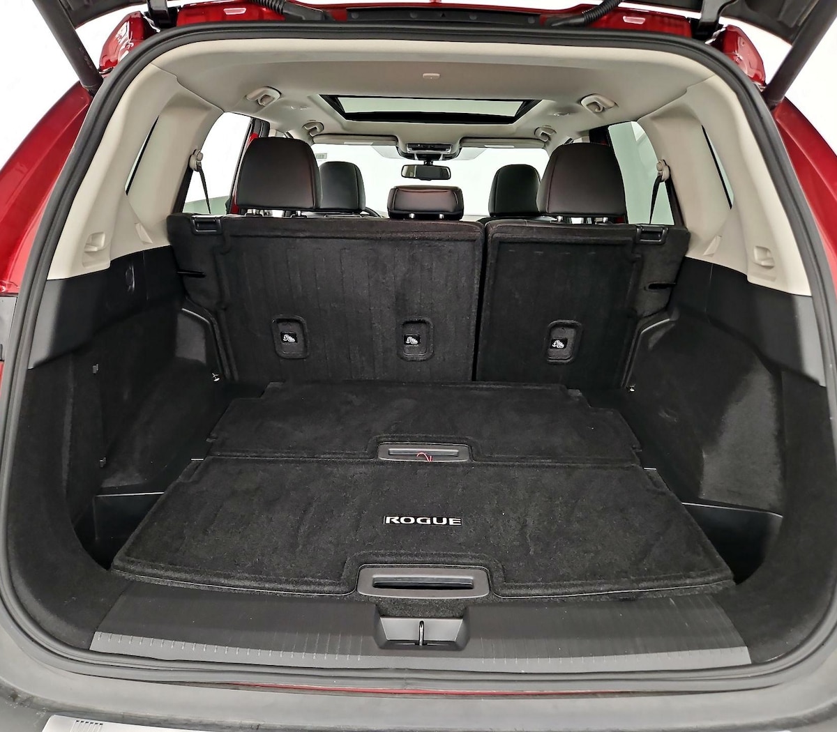 Trunk/Cargo (Seats Up)