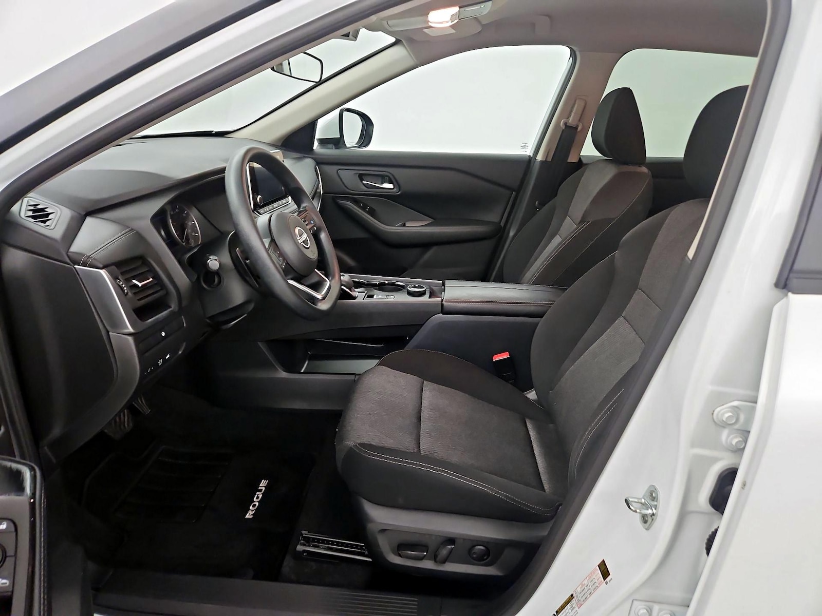 Power Seat(s) & Side Airbags