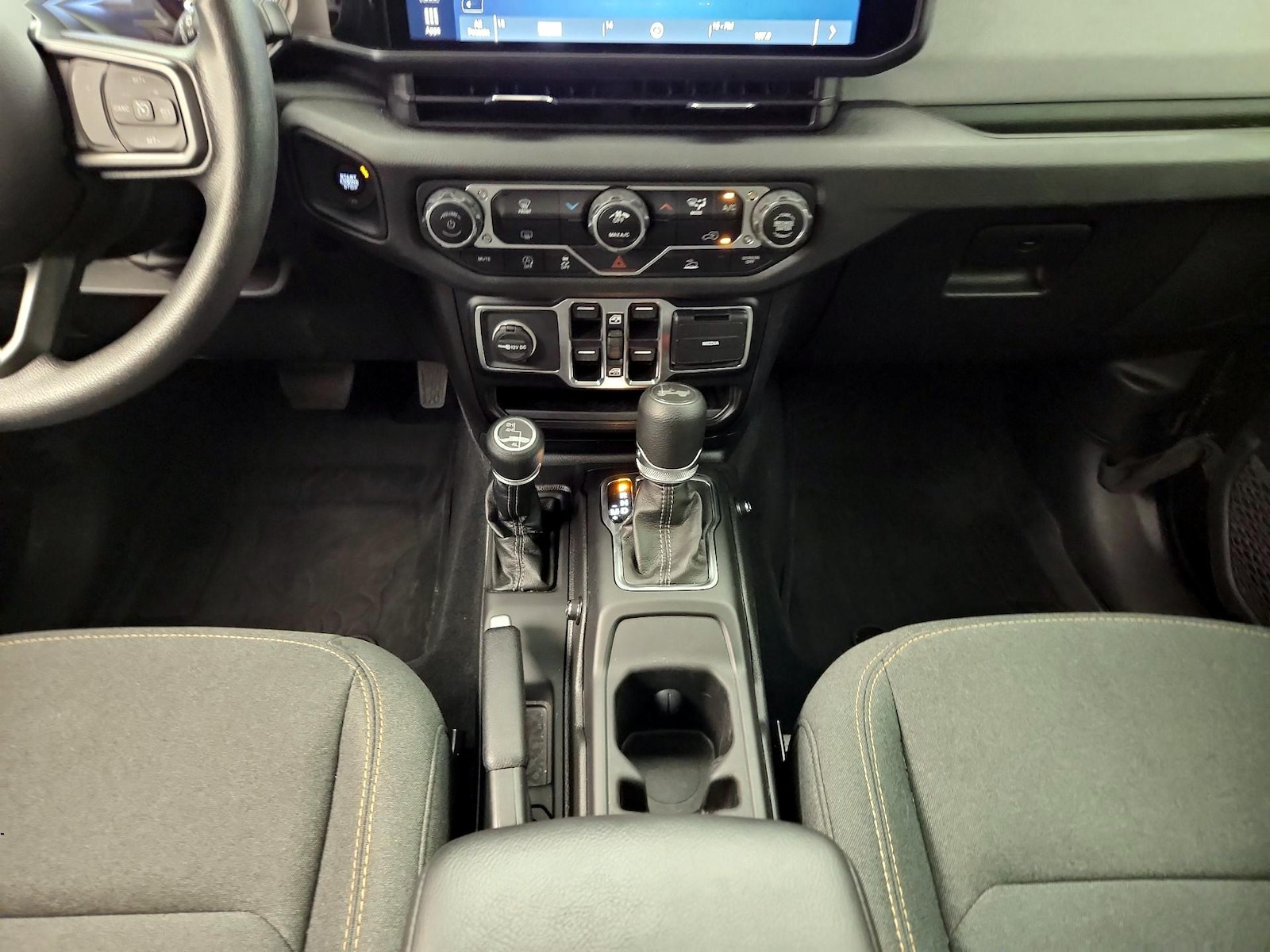 2025 Jeep Wrangler 4-Door Sport - Photo 18
