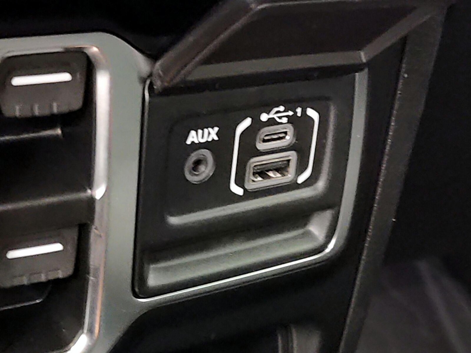 2025 Jeep Wrangler 4-Door Sport - Photo 19