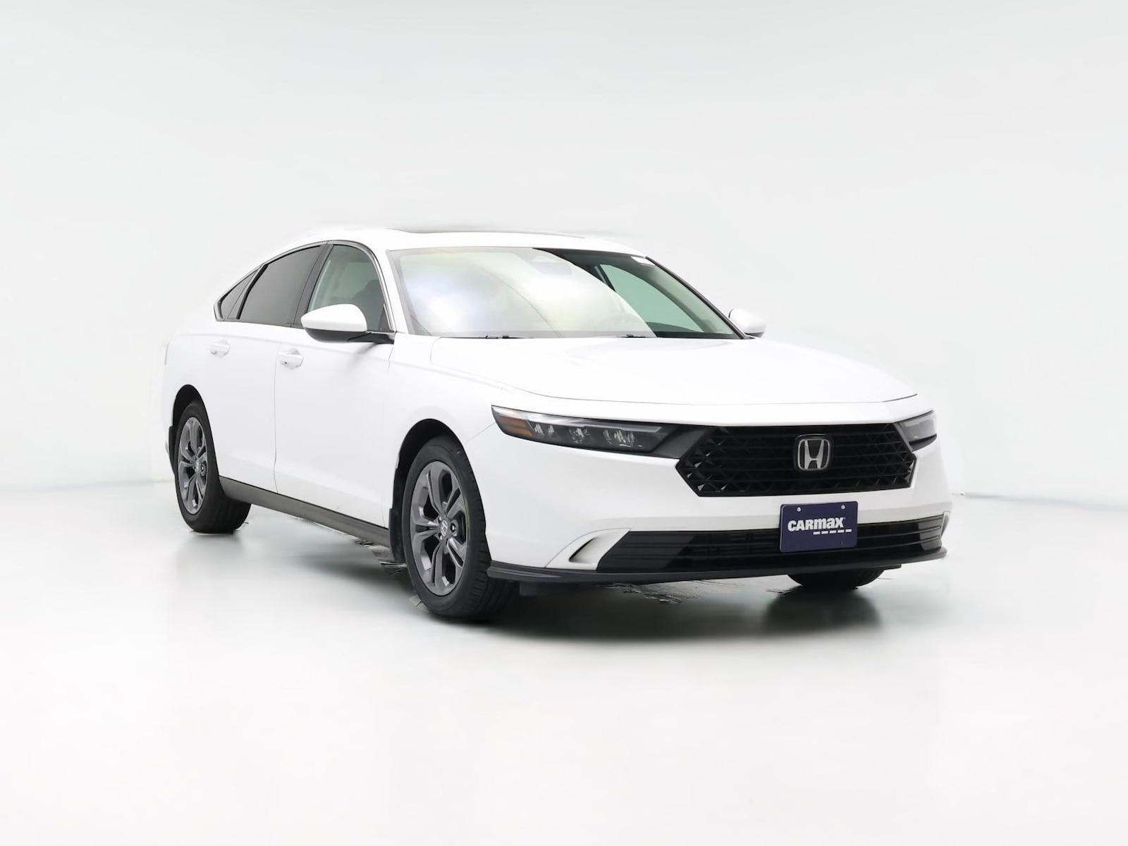 Smart Key & Cross-Traffic Alert