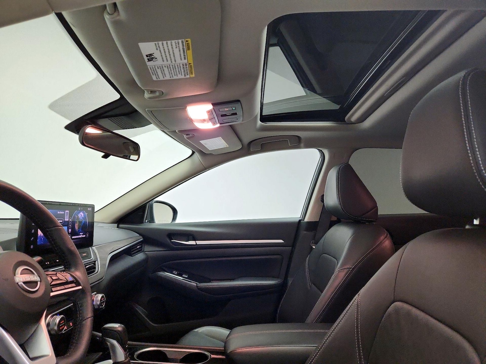 Sunroof(s) & Overhead Airbags