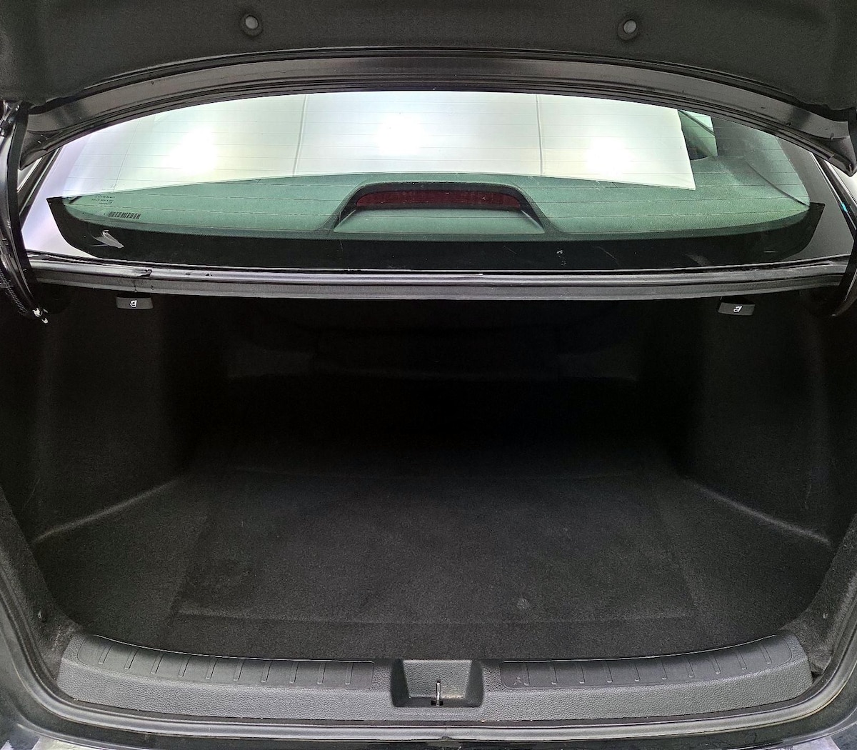 Trunk/Cargo (Seats Up)