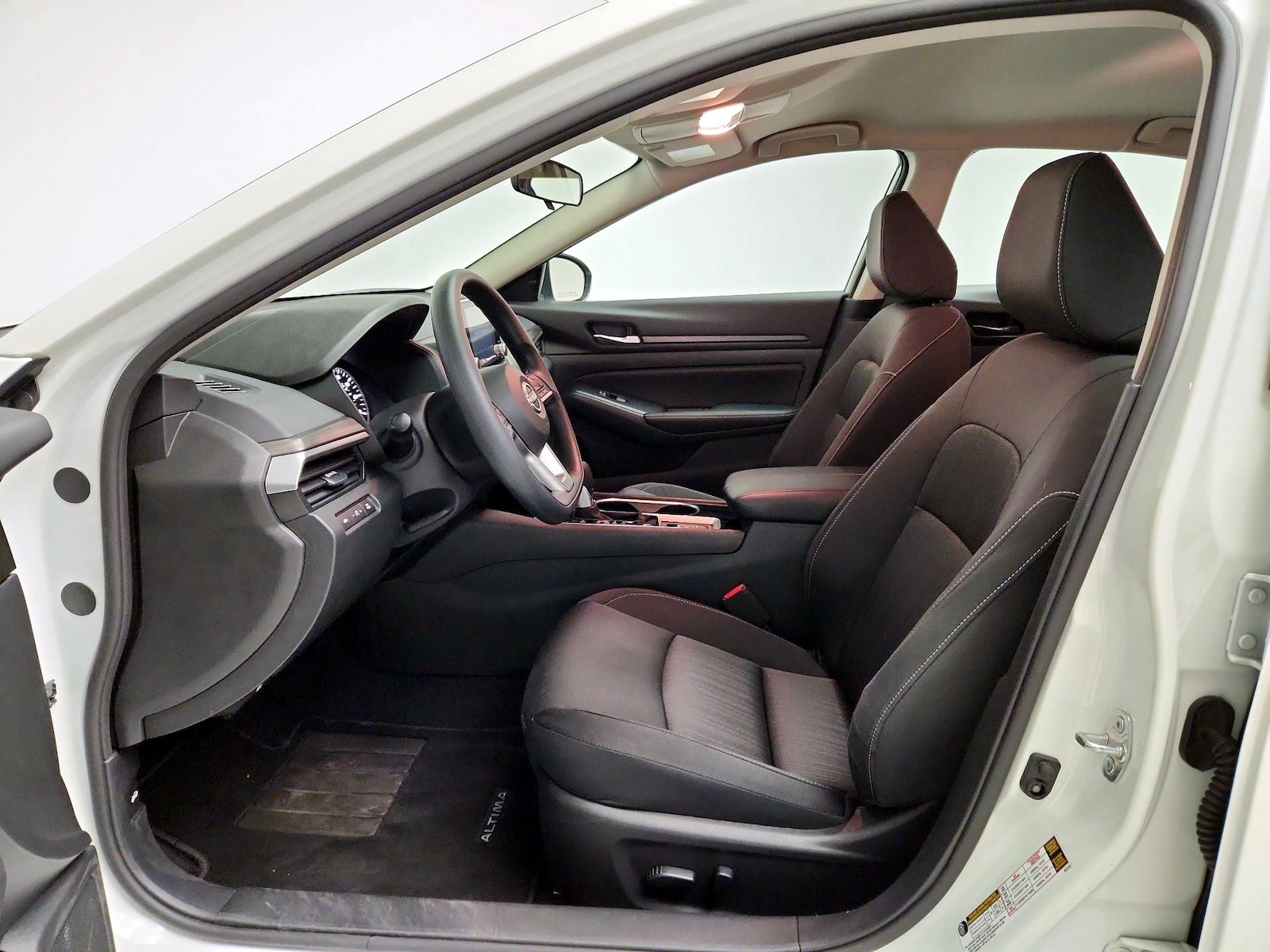 Power Seat(s) & Side Airbags