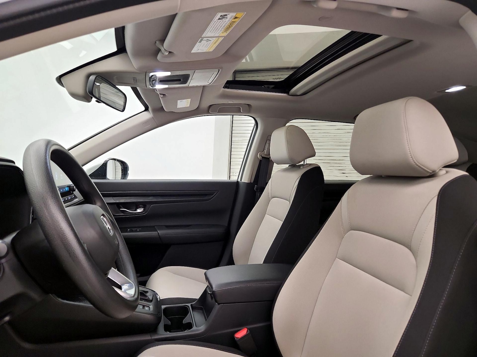 Sunroof(s) & Overhead Airbags